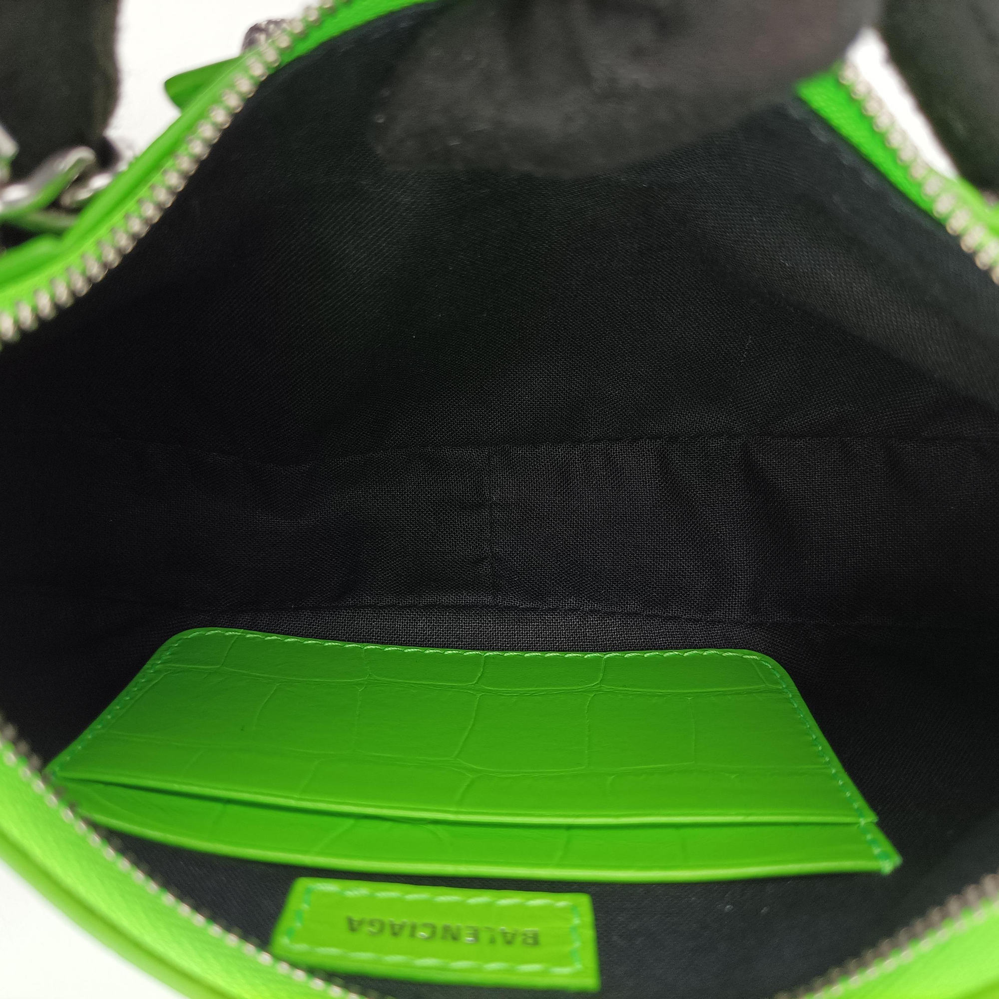 Secondhand Balenciaga Le Cagole Green Leather  shoulderbag | stylenewstar