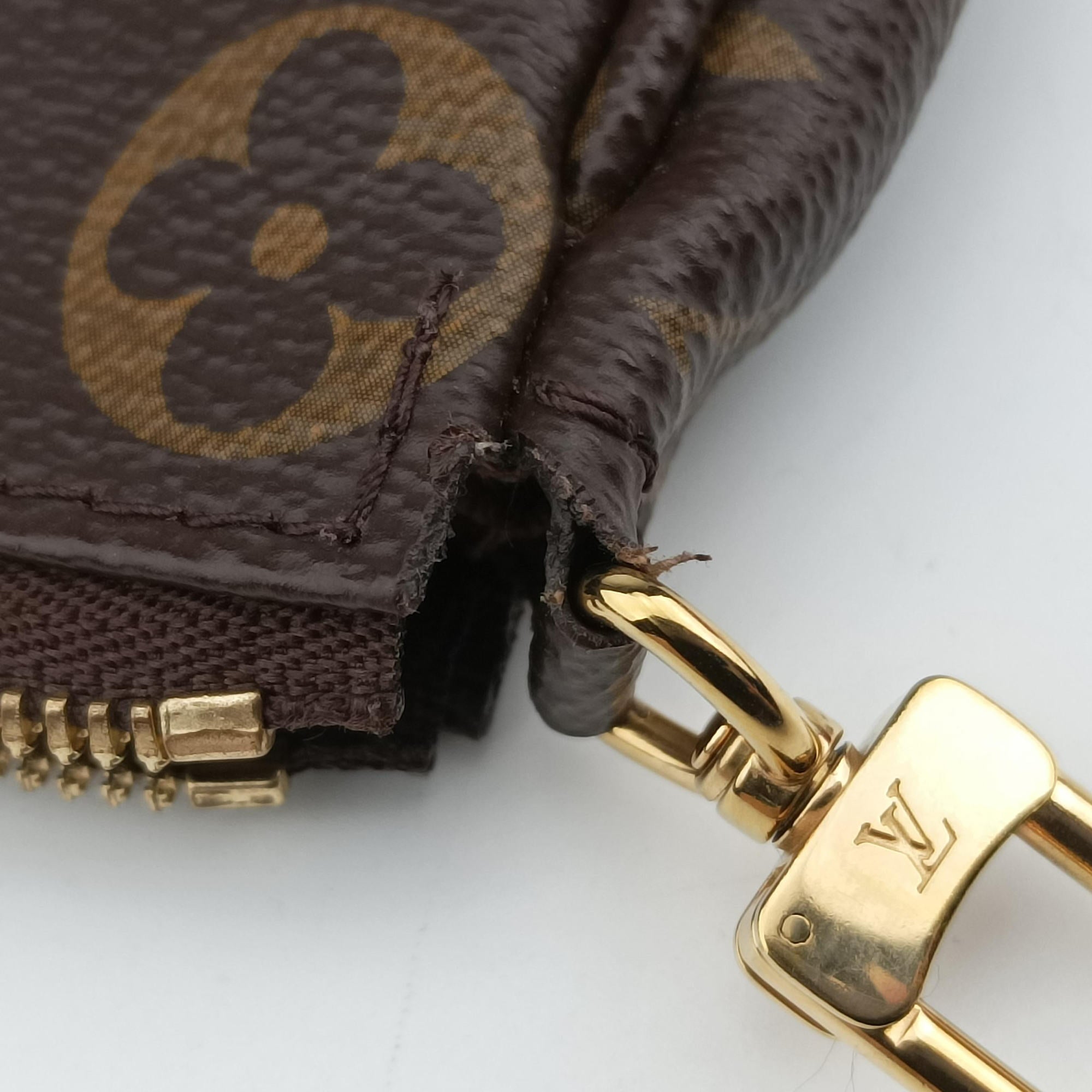 Pre-owned Louis Vuitton MULTI POCHETTE ACCESSOIRES MARRON×ROSE CLAIRE Monogram Canvas M44840 shoulderbag | stylenewstar