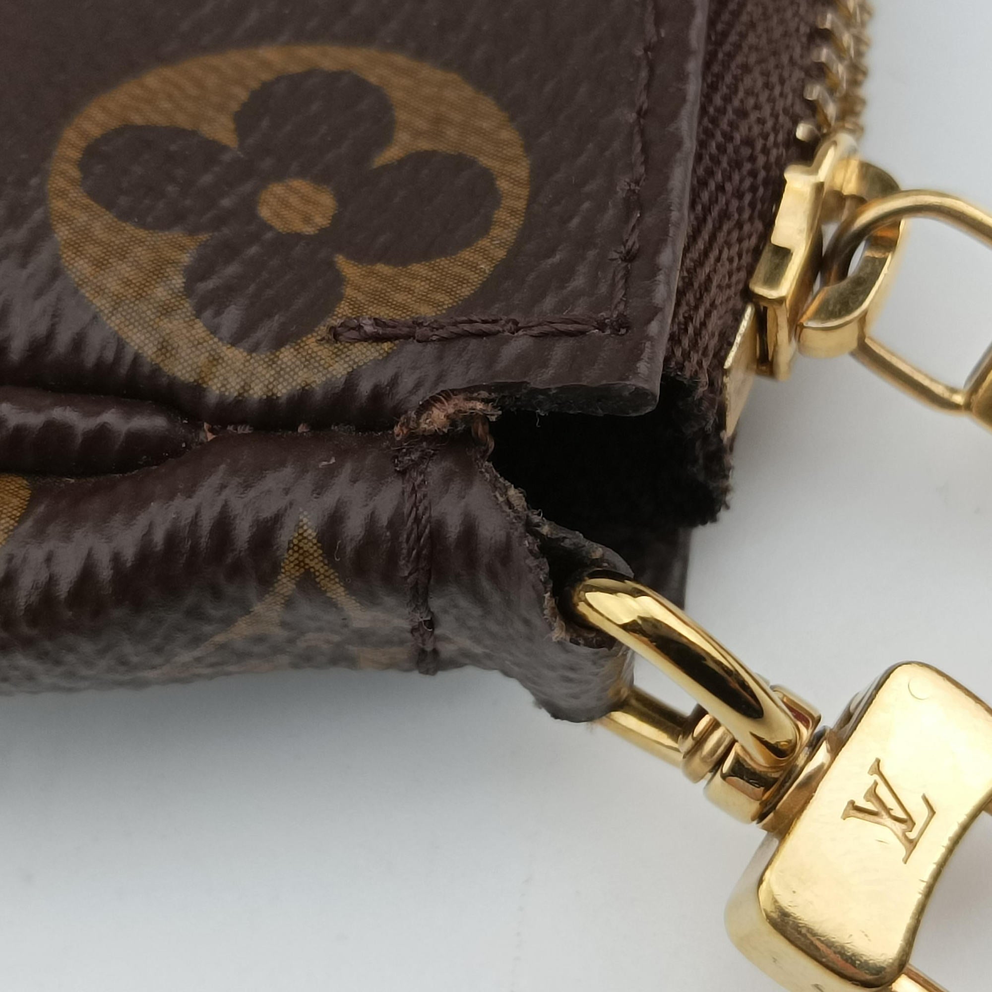 Pre-owned Louis Vuitton MULTI POCHETTE ACCESSOIRES MARRON×ROSE CLAIRE Monogram Canvas M44840 shoulderbag | stylenewstar