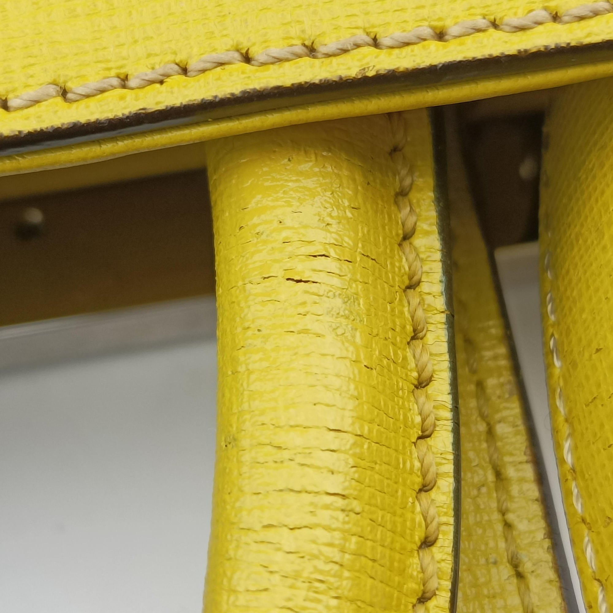 Pre-owned Fendi 2 JOURS Yellow Leather 8BH250 shoulderbag | stylenewstar