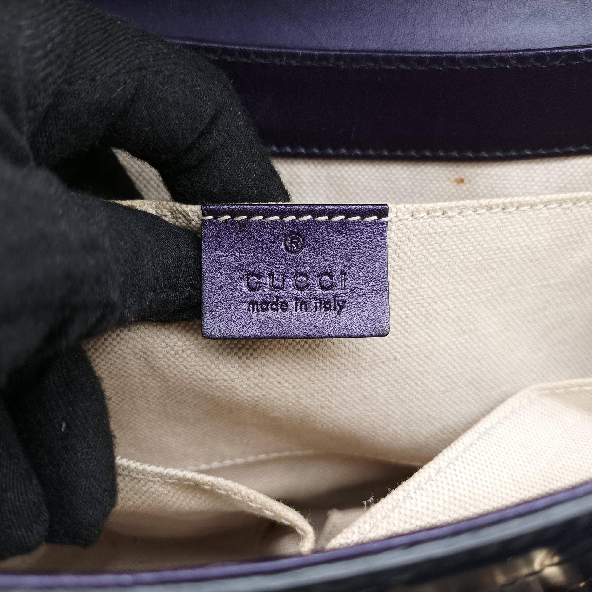 Vintage Gucci Emily Purple Patent Leather 295402 shoulderbag | stylenewstar