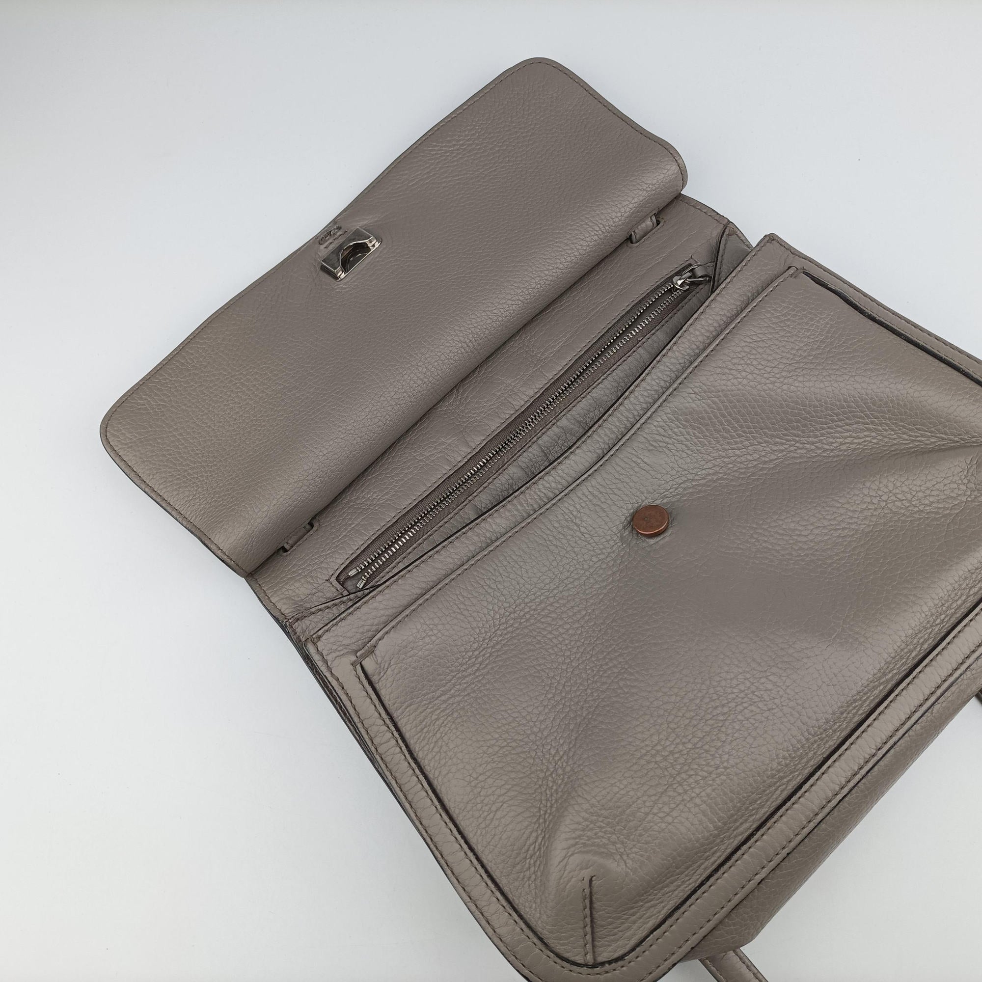 Pre-owned Gucci Bamboo Daily Grey Leather 370826 shoulderbag | stylenewstar