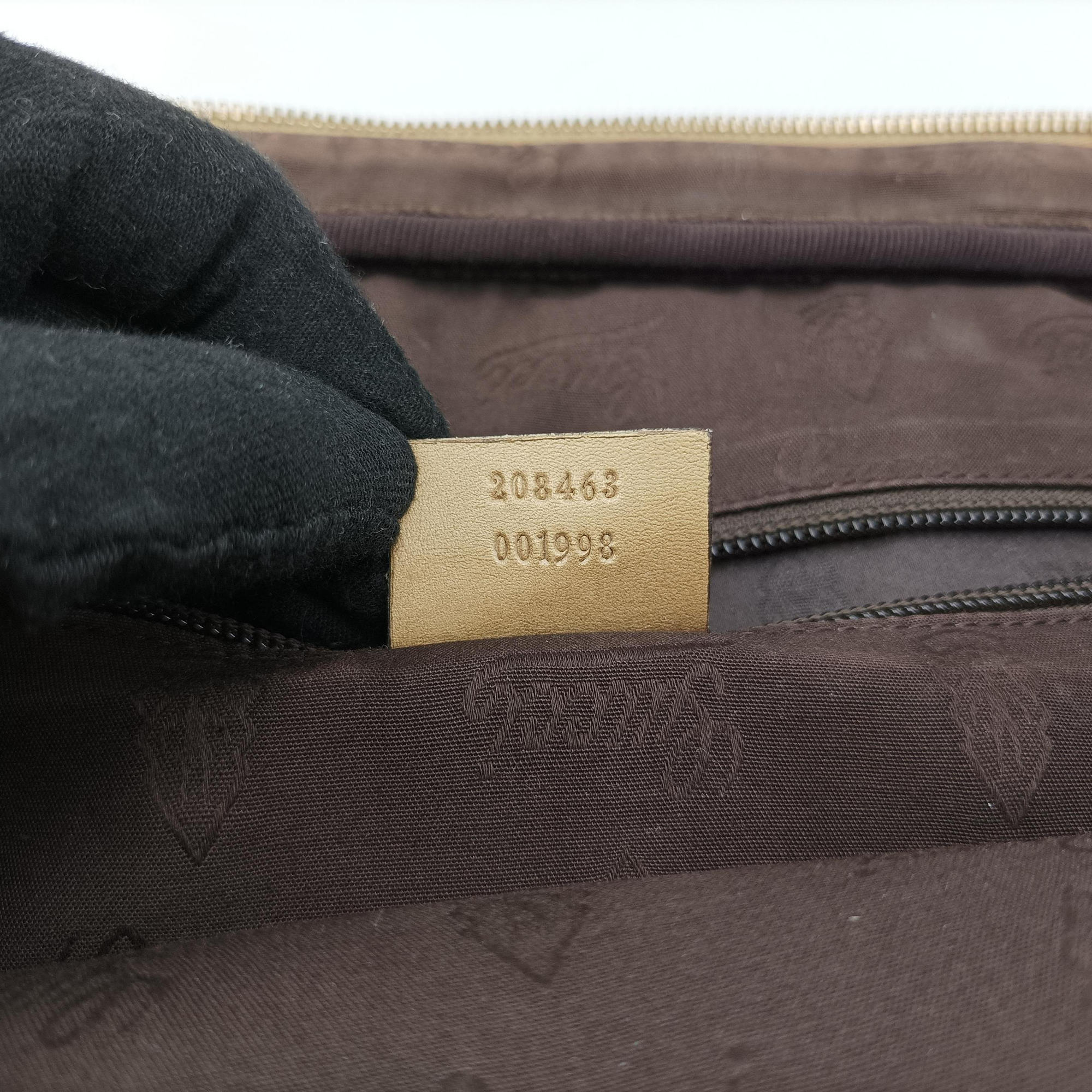 Pre-owned Gucci Diamante Golden PVC coated canvas 208463 handbag | stylenewstar