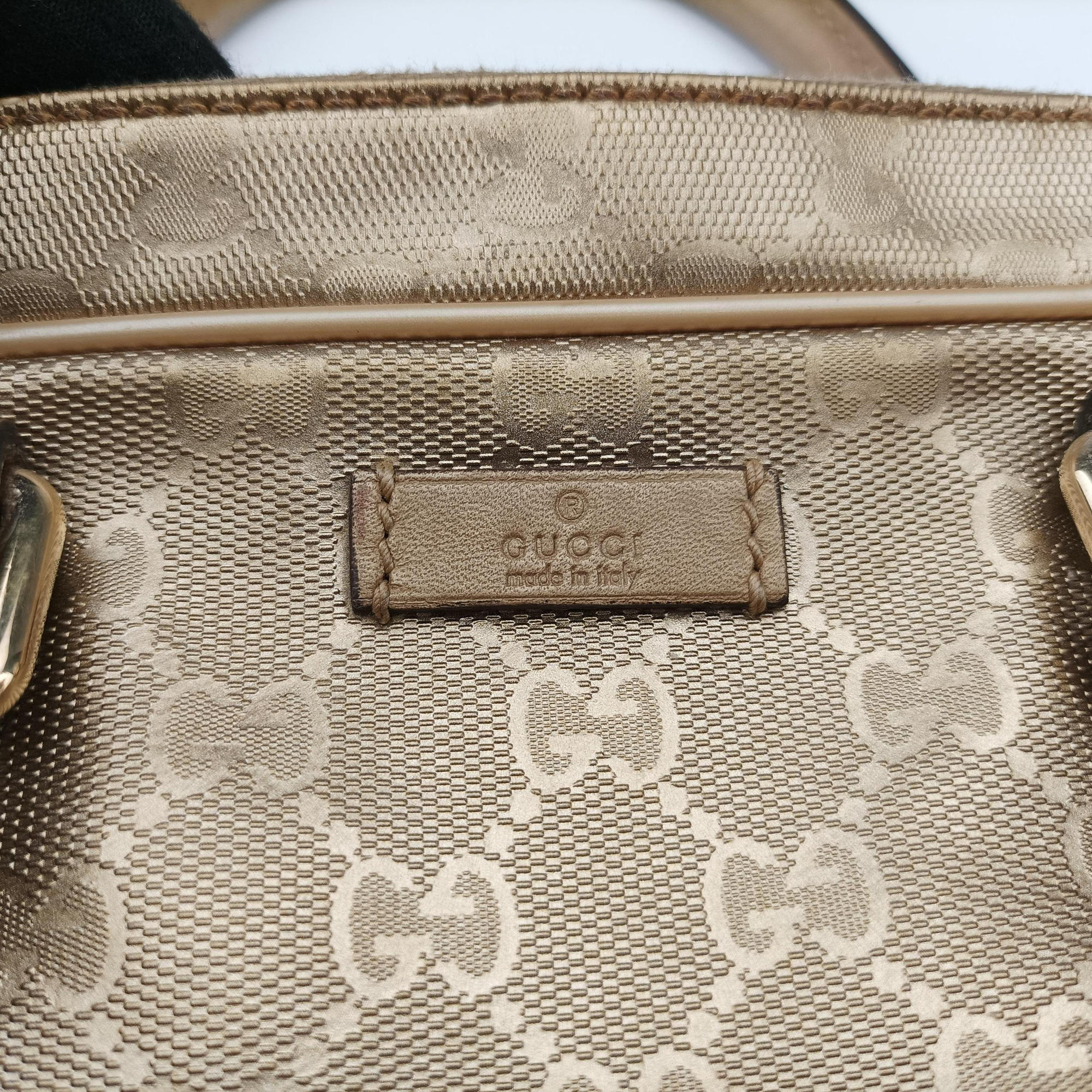 Pre-owned Gucci Diamante Golden PVC coated canvas 208463 handbag | stylenewstar