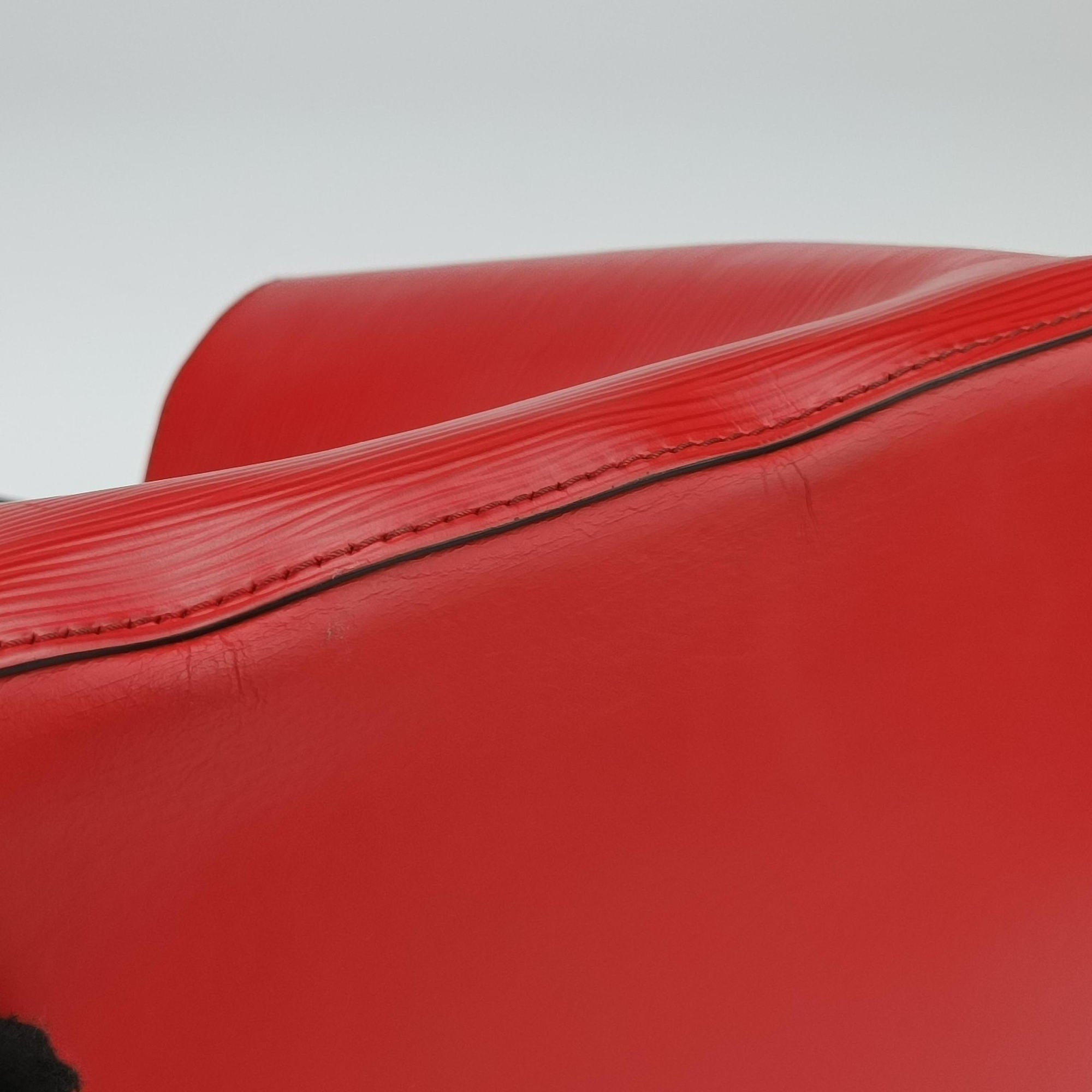 Pre-owned Louis Vuitton NeoNoe COQUELICOT Epi M54365 shoulderbag | stylenewstar