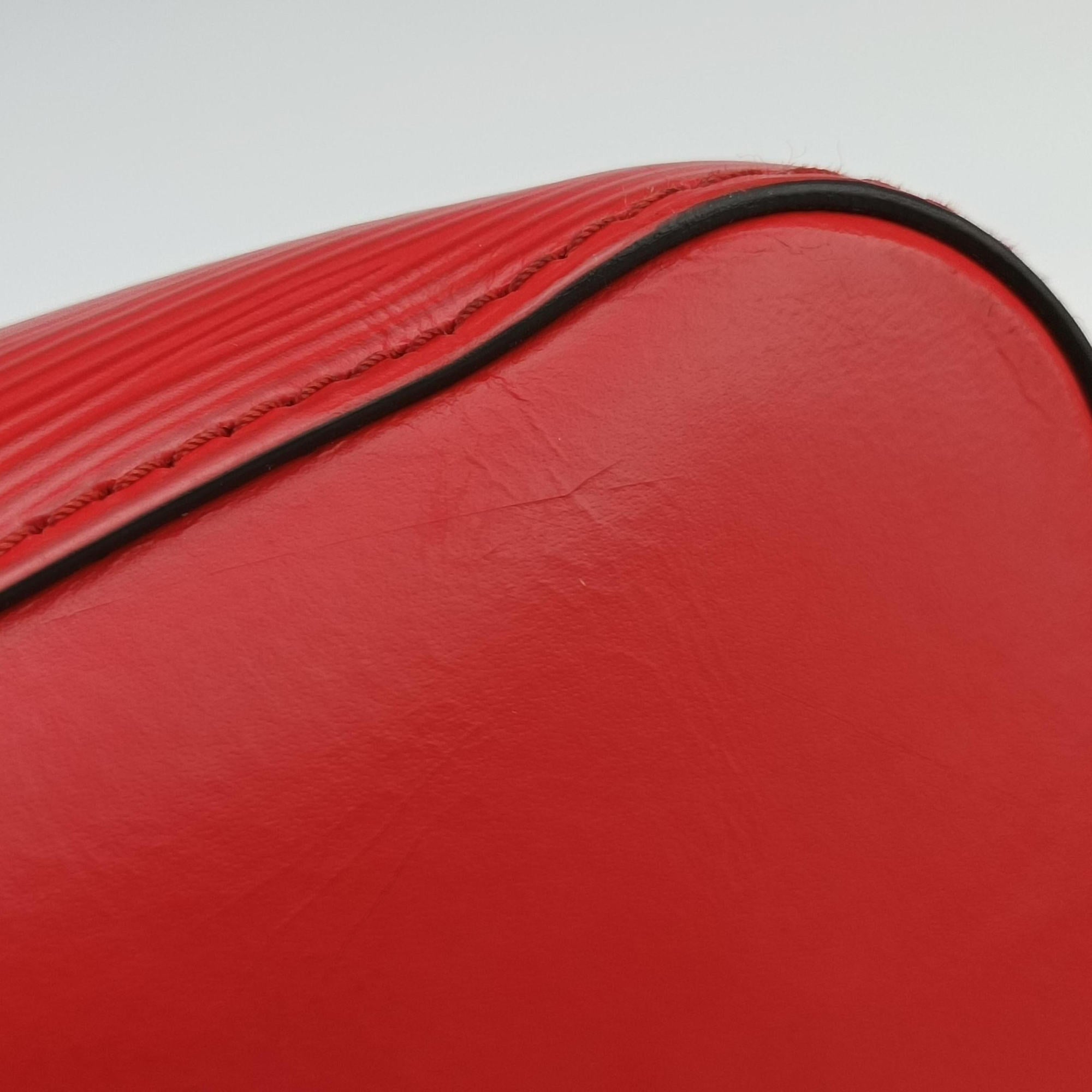 Pre-owned Louis Vuitton NeoNoe COQUELICOT Epi M54365 shoulderbag | stylenewstar