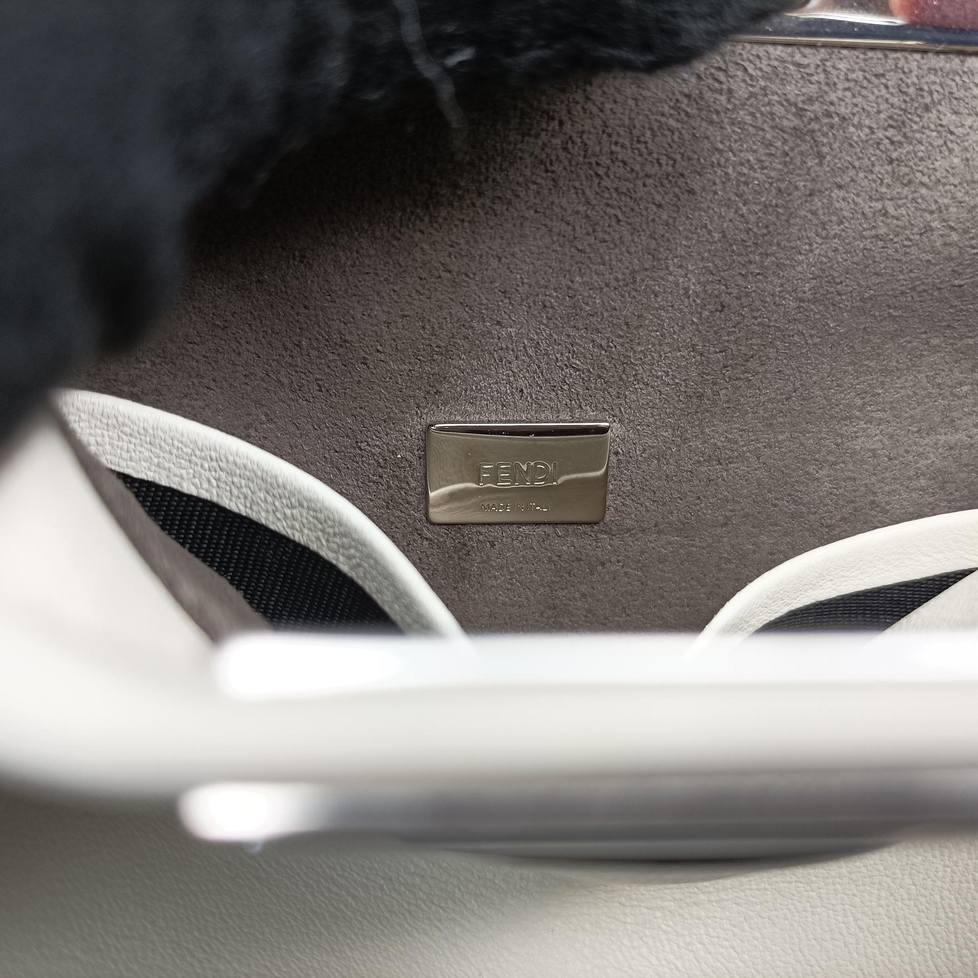 Vintage Fendi Micro Peekaboo White Leather 8M0355 shoulderbag | stylenewstar