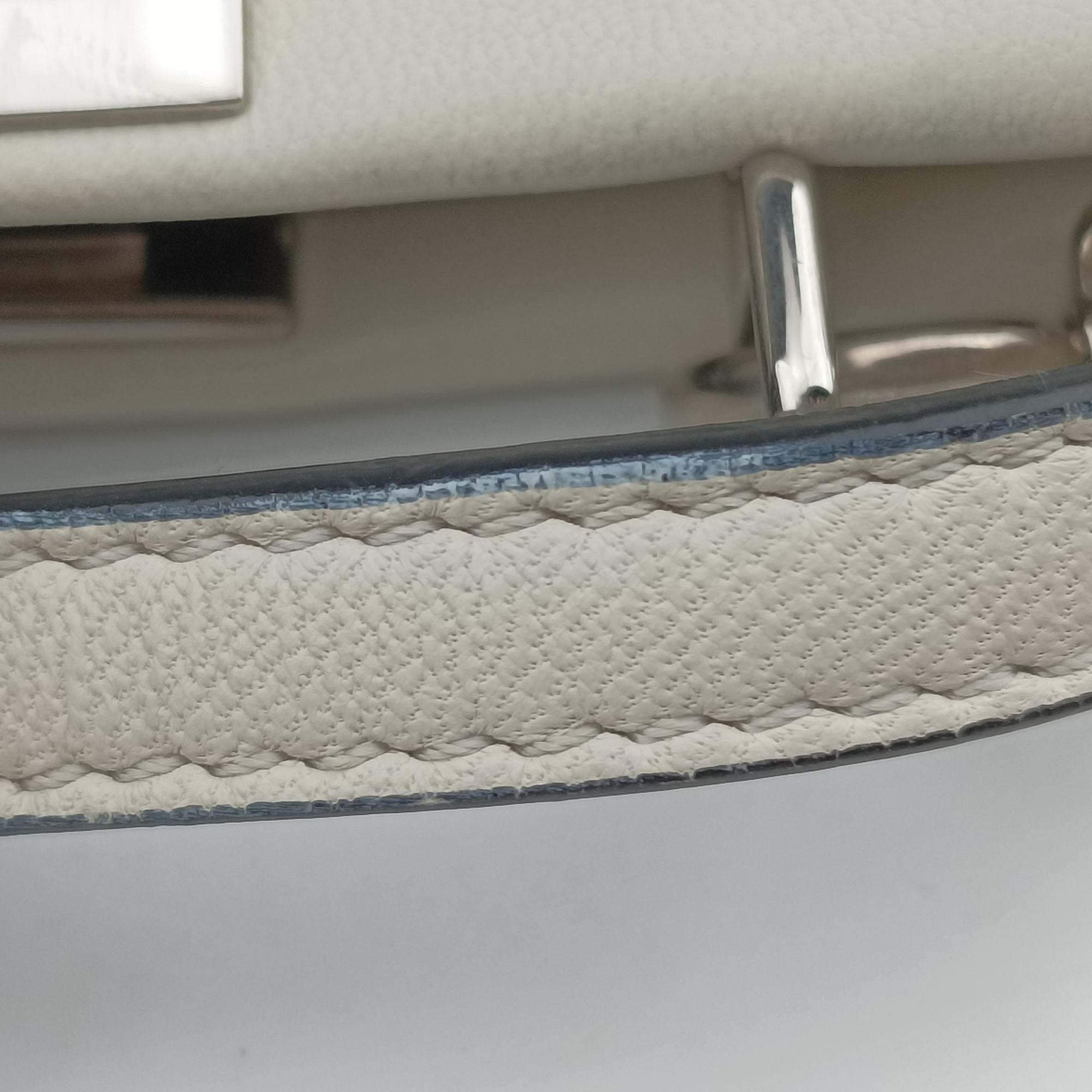 Vintage Fendi Micro Peekaboo White Leather 8M0355 shoulderbag | stylenewstar