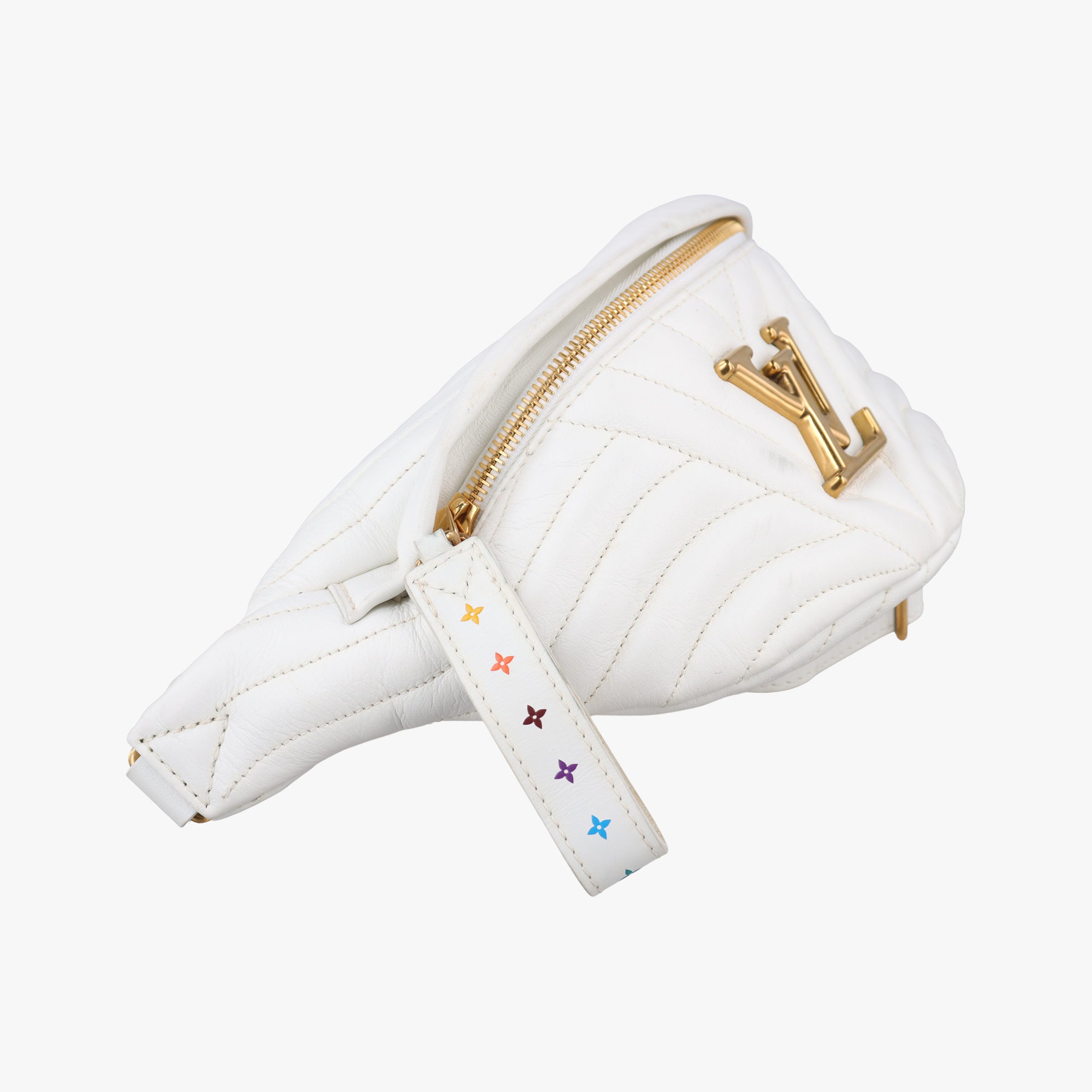 Pre-owned Louis Vuitton New Wave SNOW Leather M53861 bum bag/waist bag | stylenewstar