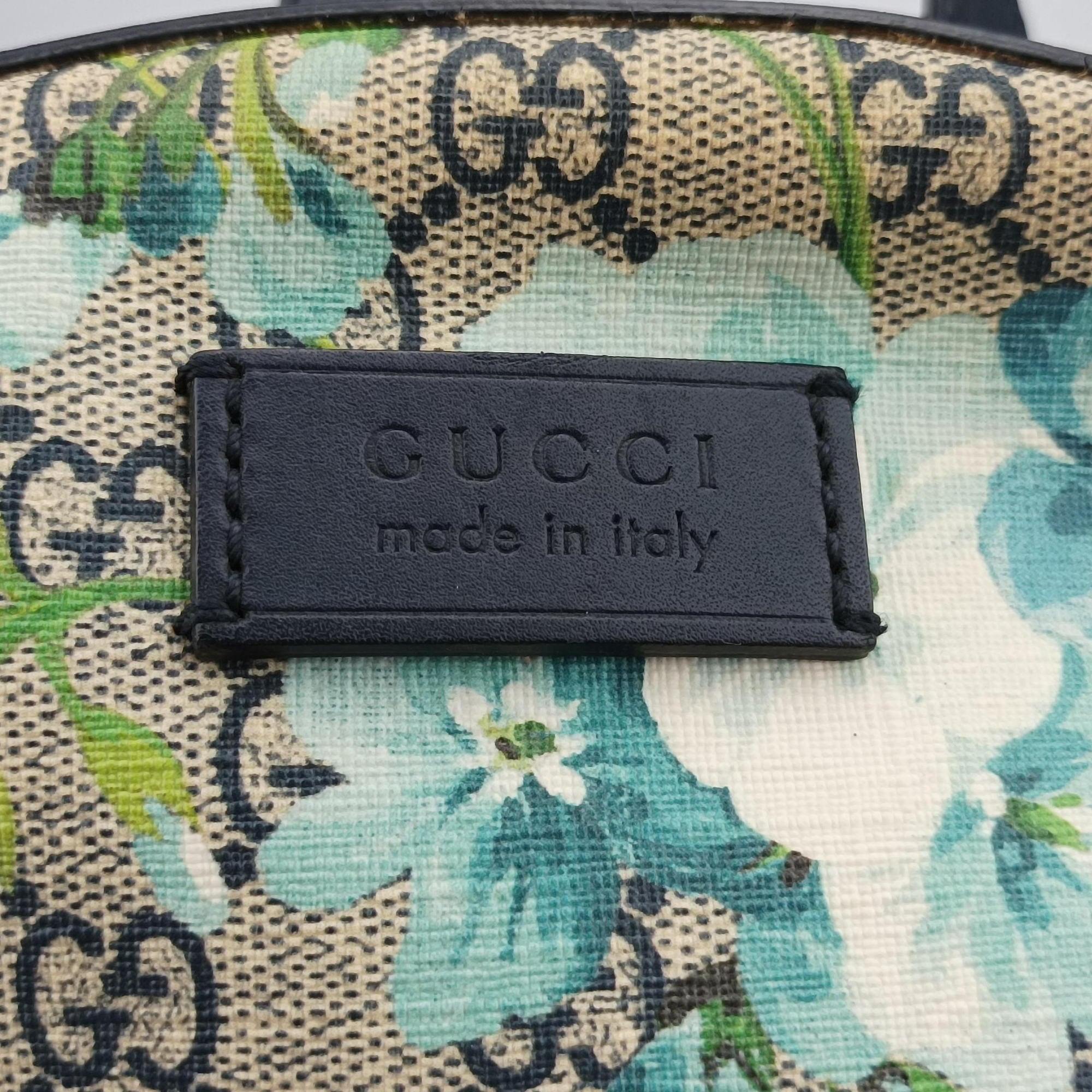 Vintage Gucci GG Blooms Beige×Navy×Multicolor PVC coated canvas 546327 backpack/rucksack | stylenewstar
