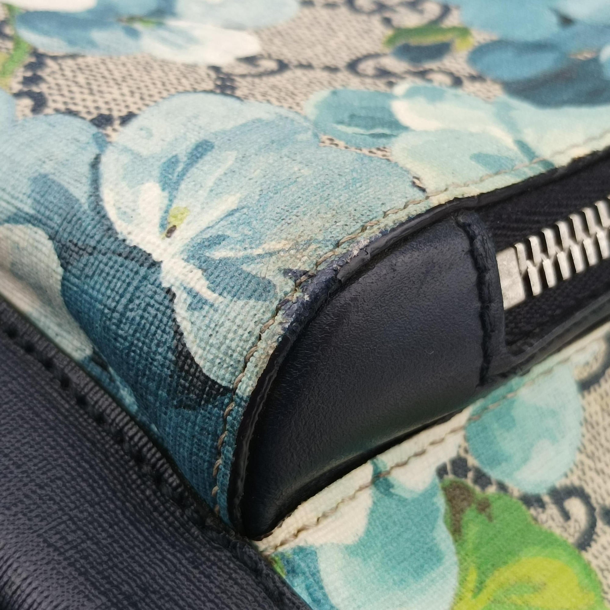 Vintage Gucci GG Blooms Beige×Navy×Multicolor PVC coated canvas 546327 backpack/rucksack | stylenewstar