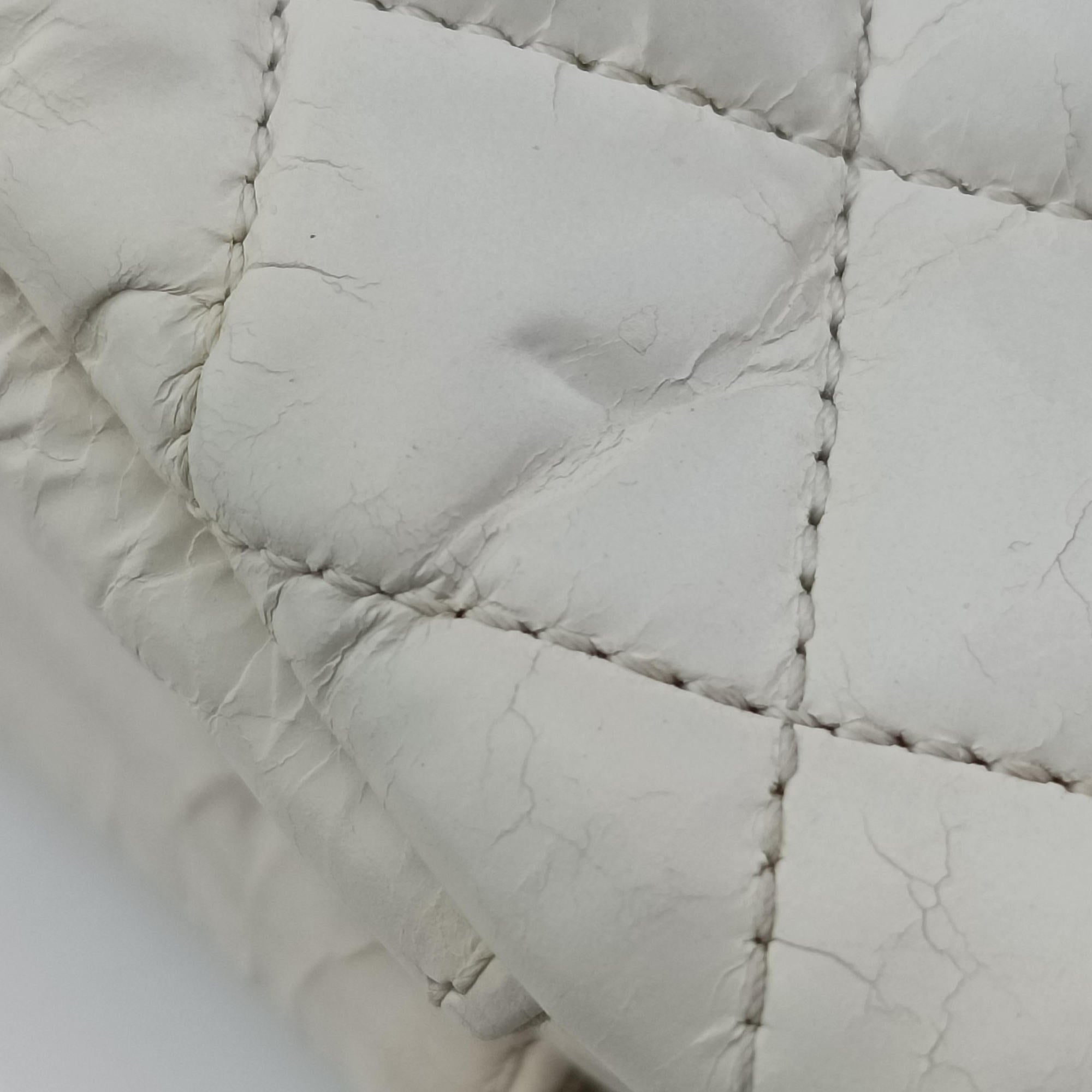 Pre-owned Chanel Mademoiselle Bowling White Leather A66868 shoulderbag | stylenewstar