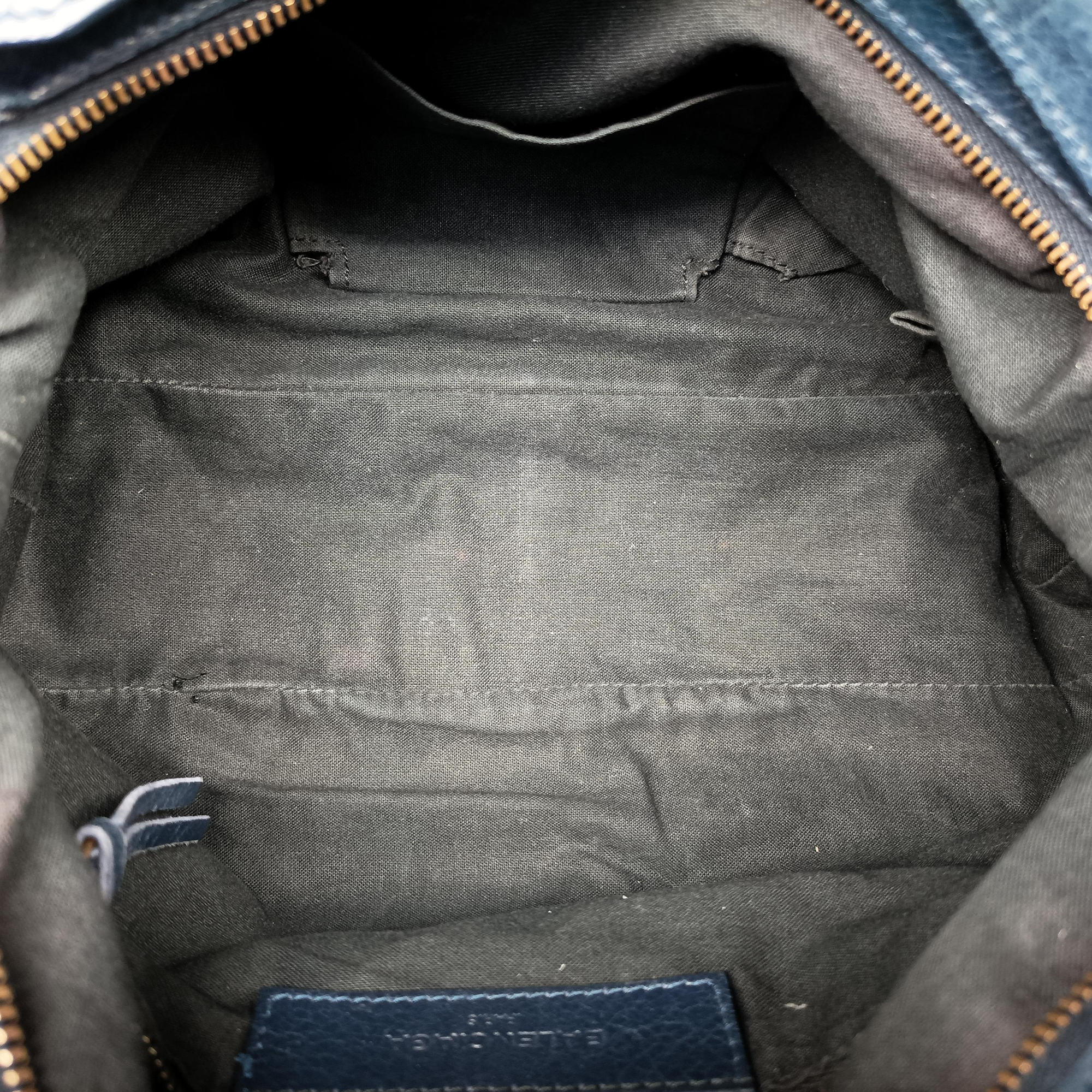 Pre-owned Balenciaga Giant City Navy lambskin  shoulderbag | stylenewstar