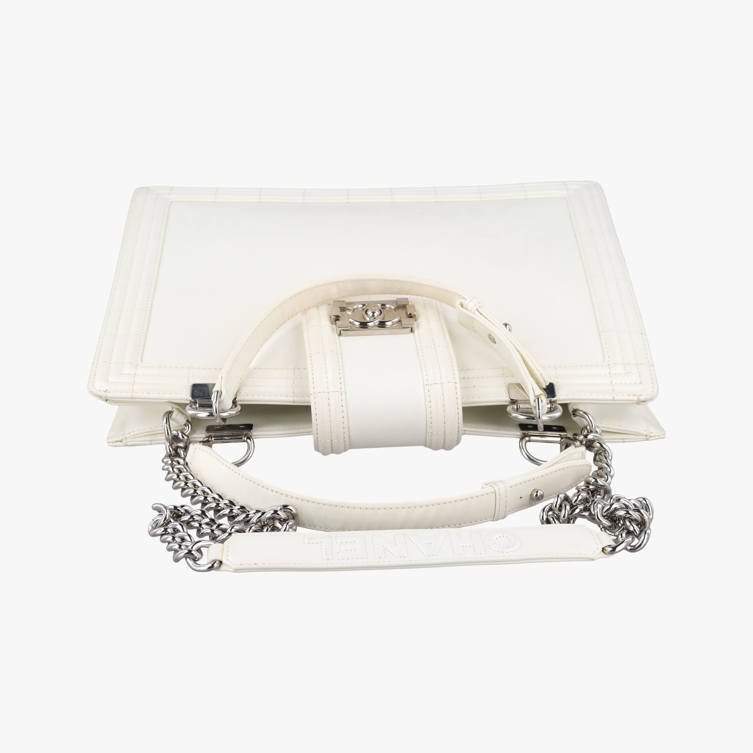 Pre-owned Chanel Boy Chanel White Leather A67019 shoulderbag | stylenewstar