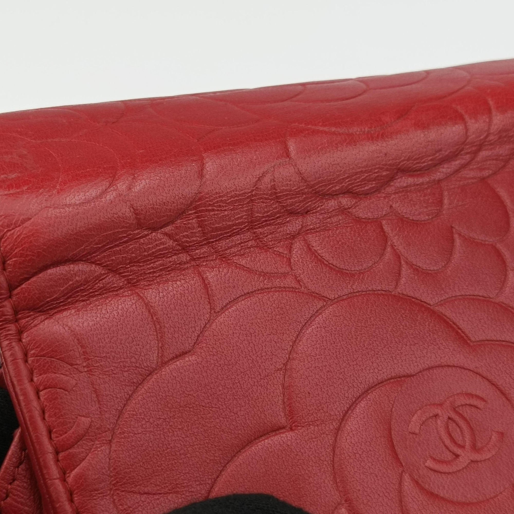 Pre-owned Chanel camellia Red lambskin A47421 shoulderbag | stylenewstar