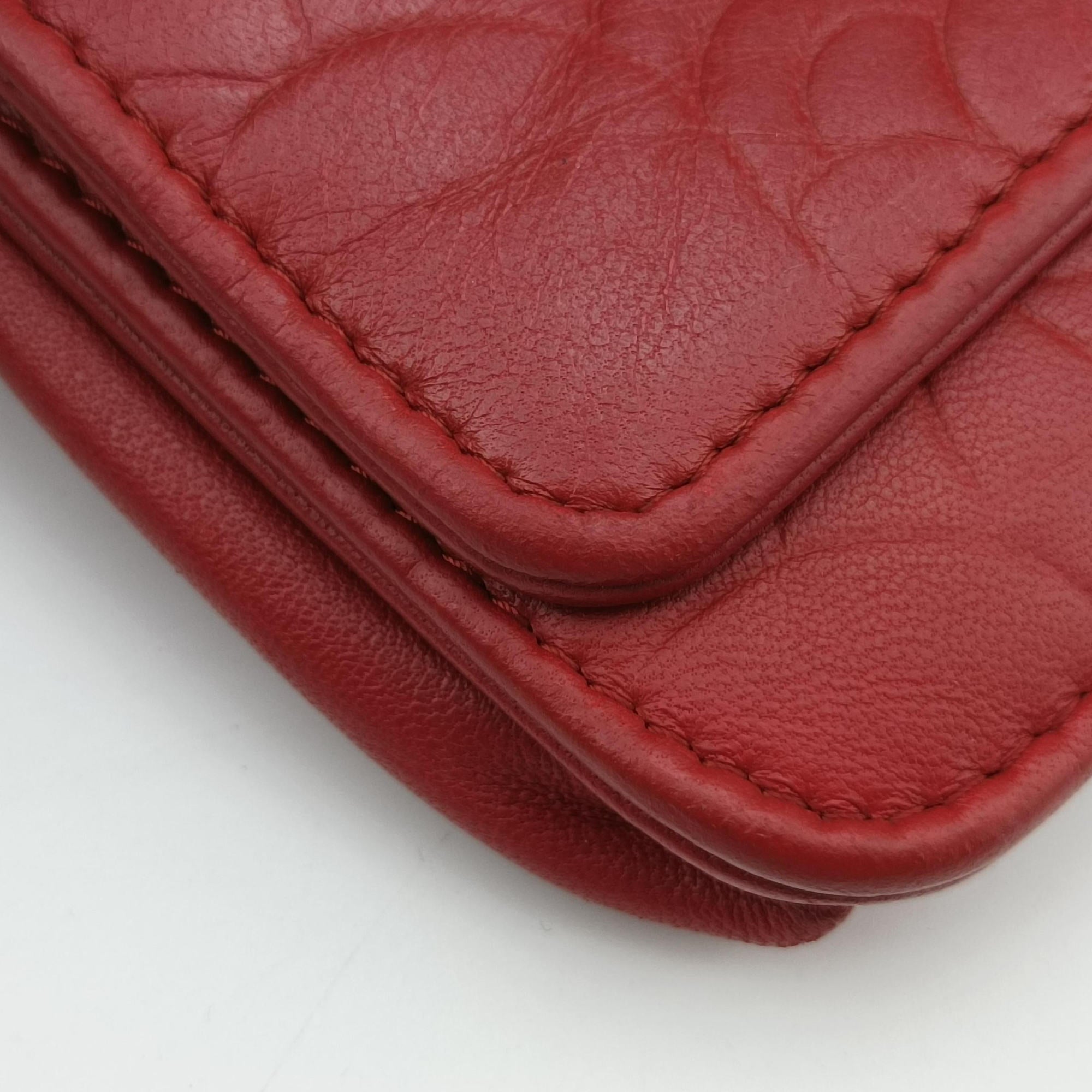 Pre-owned Chanel camellia Red lambskin A47421 shoulderbag | stylenewstar
