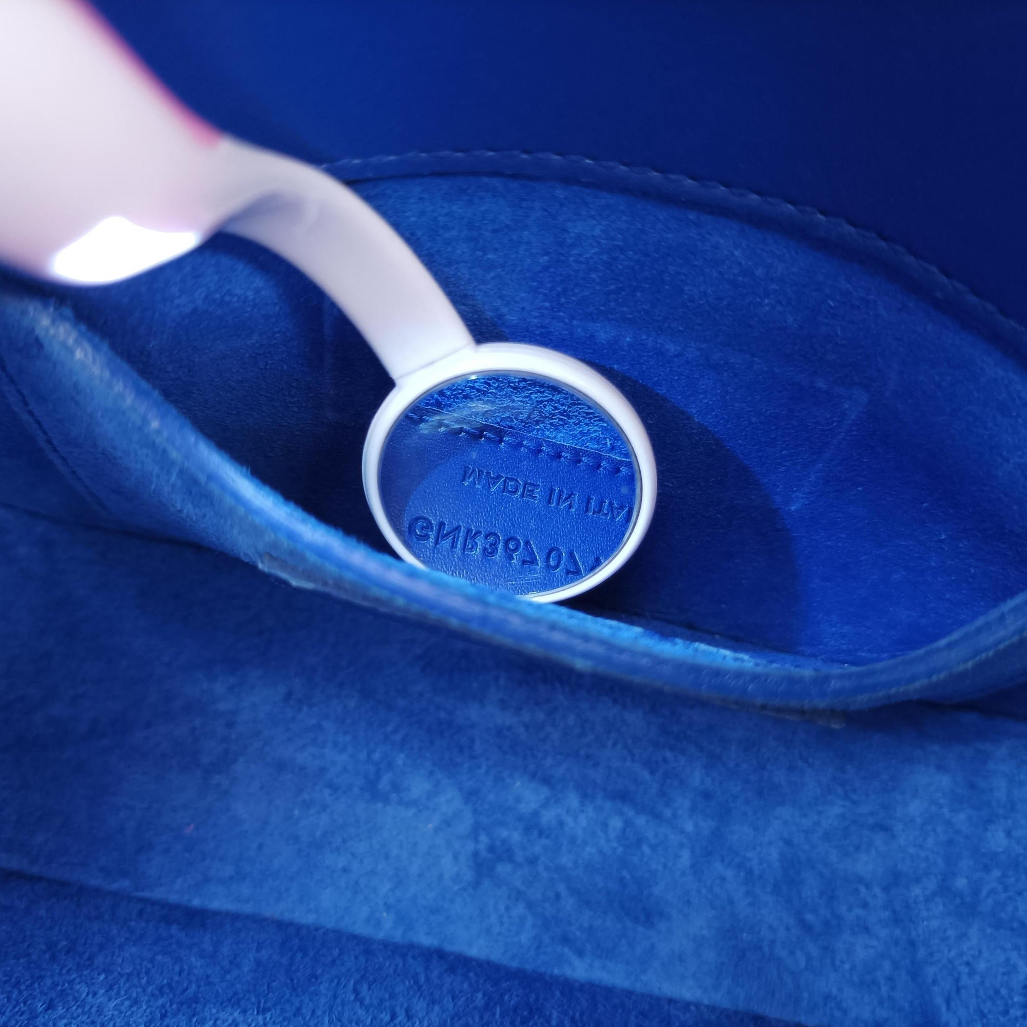 Pre-owned Yves Saint Laurent monogram university Blue Leather 367079 shoulderbag | stylenewstar