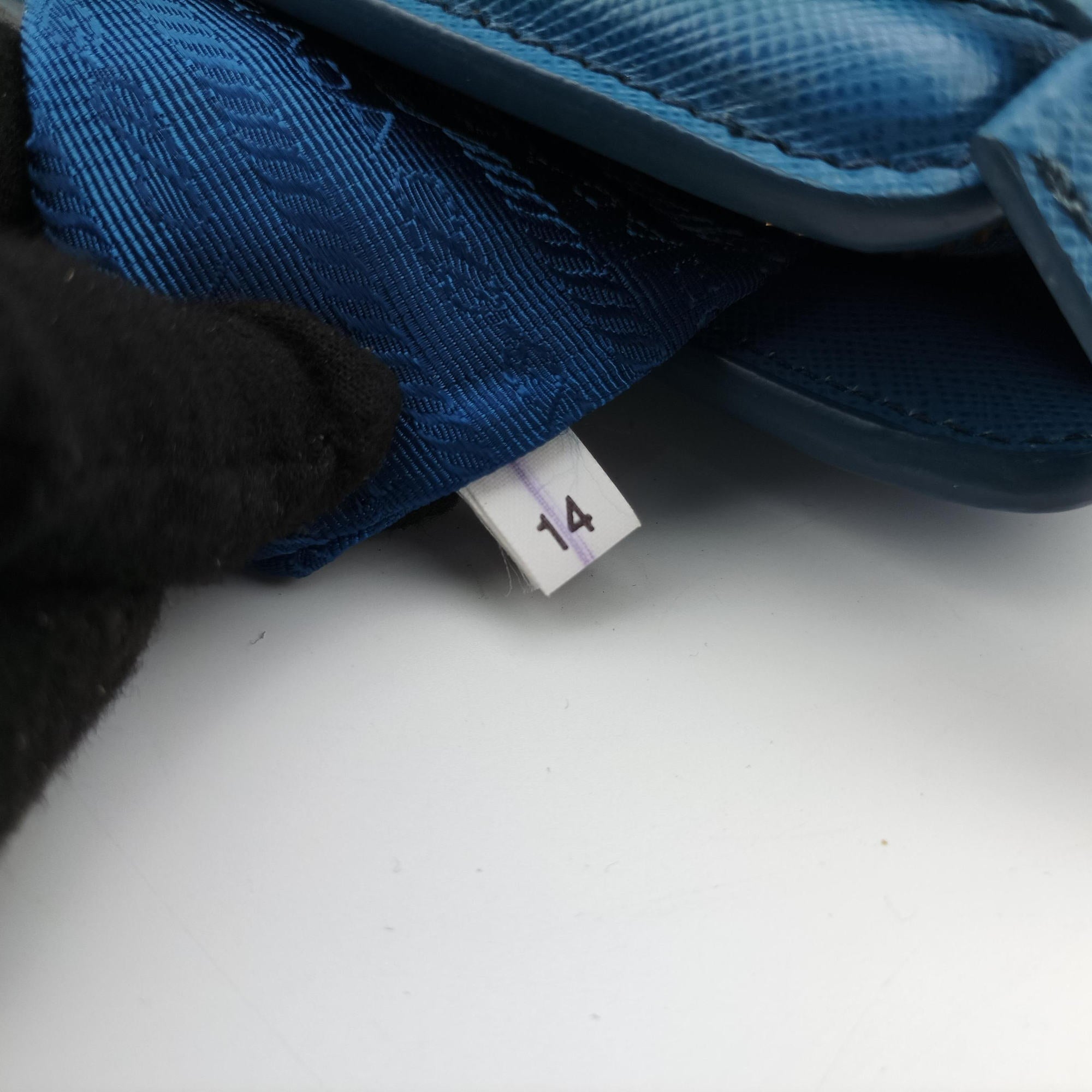 Pre-owned Prada Promenade Blue SAFFIANO Leather BN2538 handbag | stylenewstar
