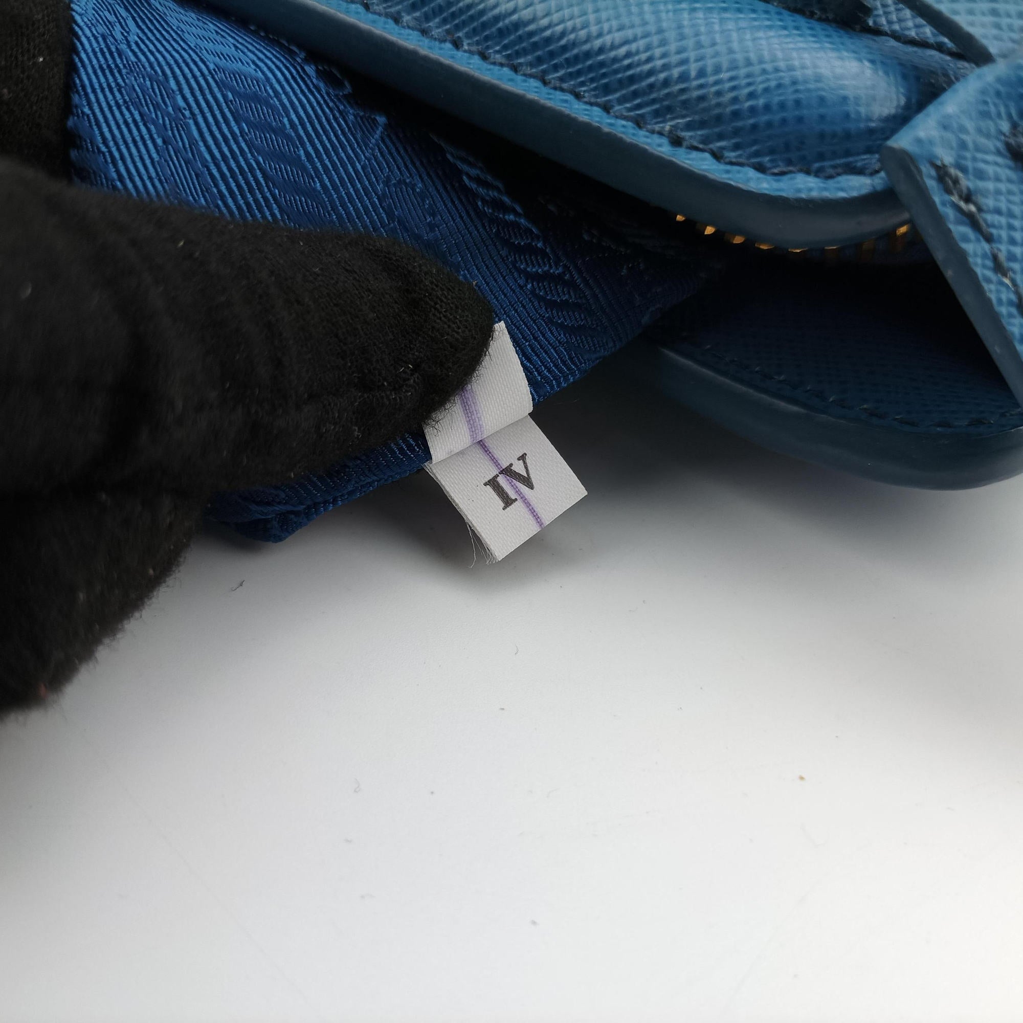 Pre-owned Prada Promenade Blue SAFFIANO Leather BN2538 handbag | stylenewstar