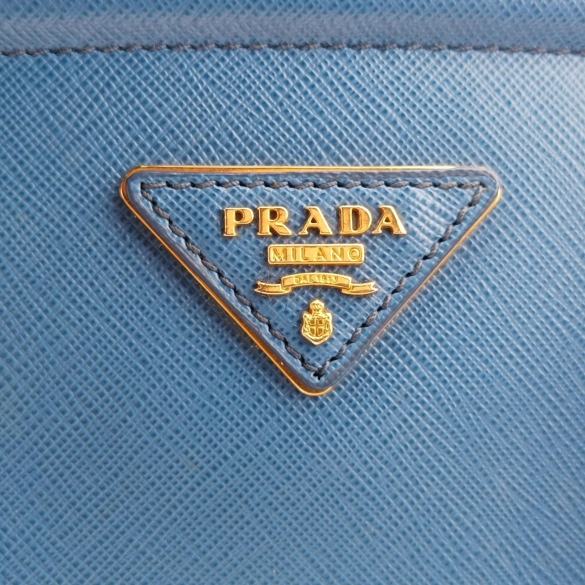 Pre-owned Prada Promenade Blue SAFFIANO Leather BN2538 handbag | stylenewstar