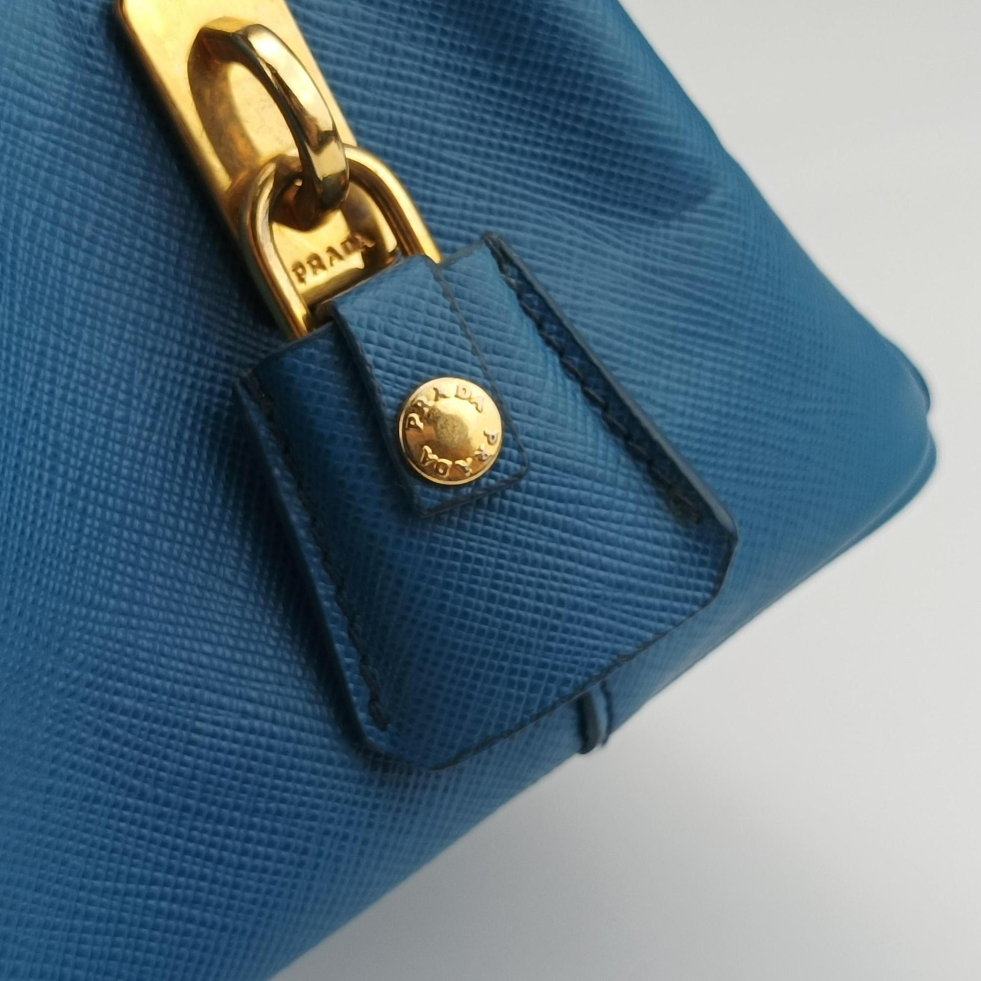 Pre-owned Prada Promenade Blue SAFFIANO Leather BN2538 handbag | stylenewstar