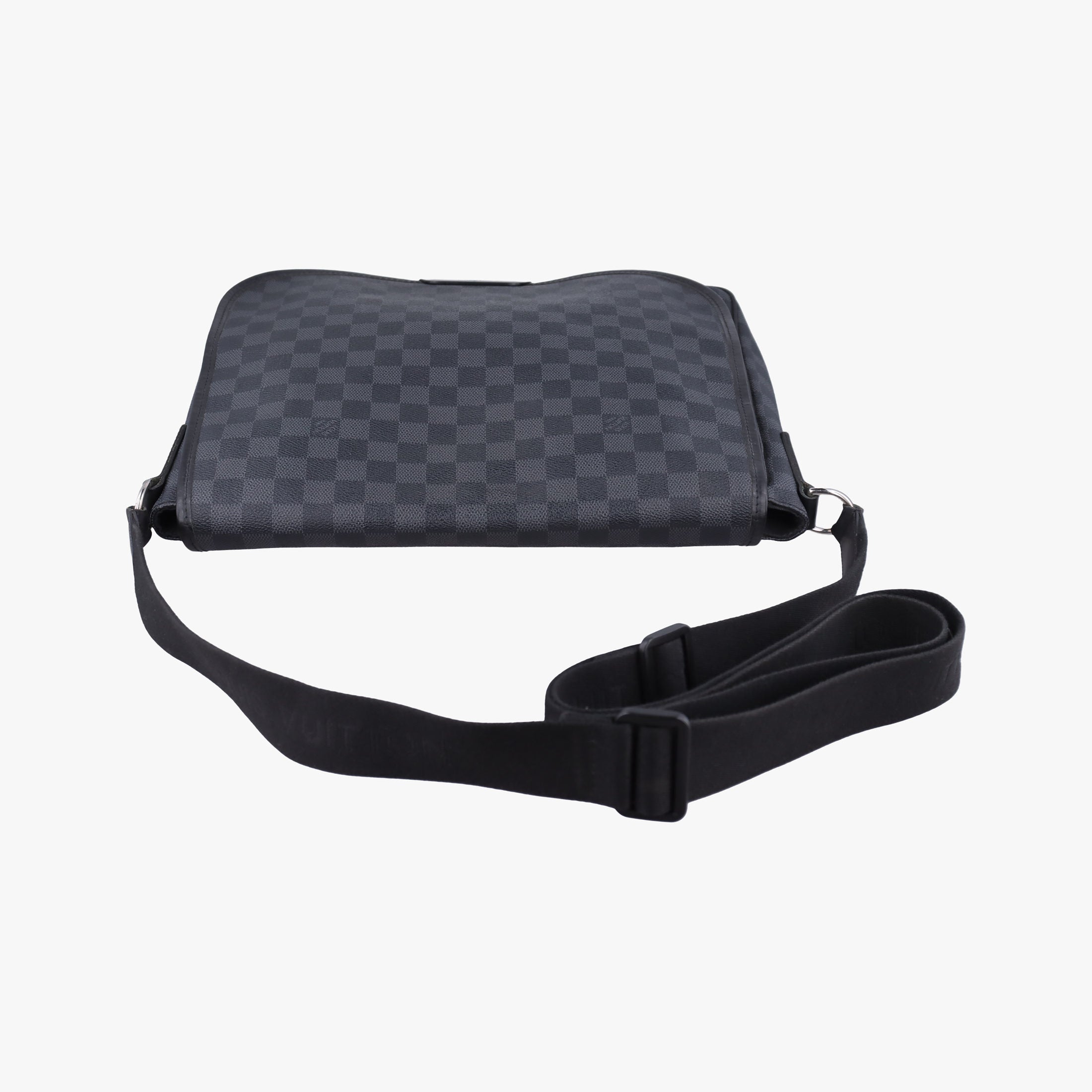 Pre-owned Louis Vuitton DANIEL MM Noir Damier GRAPHITE N58029 shoulderbag | stylenewstar