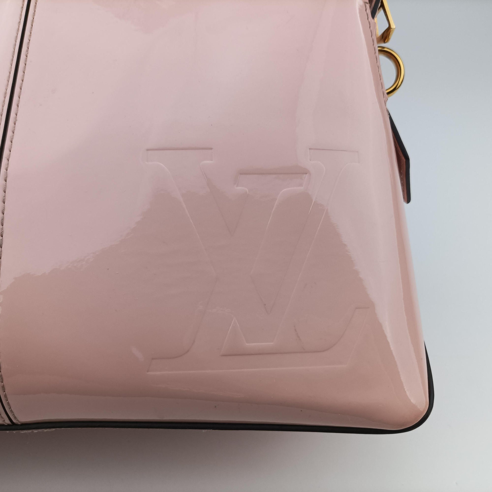 Vintage Louis Vuitton Tote Miroir Rose Ballerine Vernis M54639 shoulderbag | stylenewstar