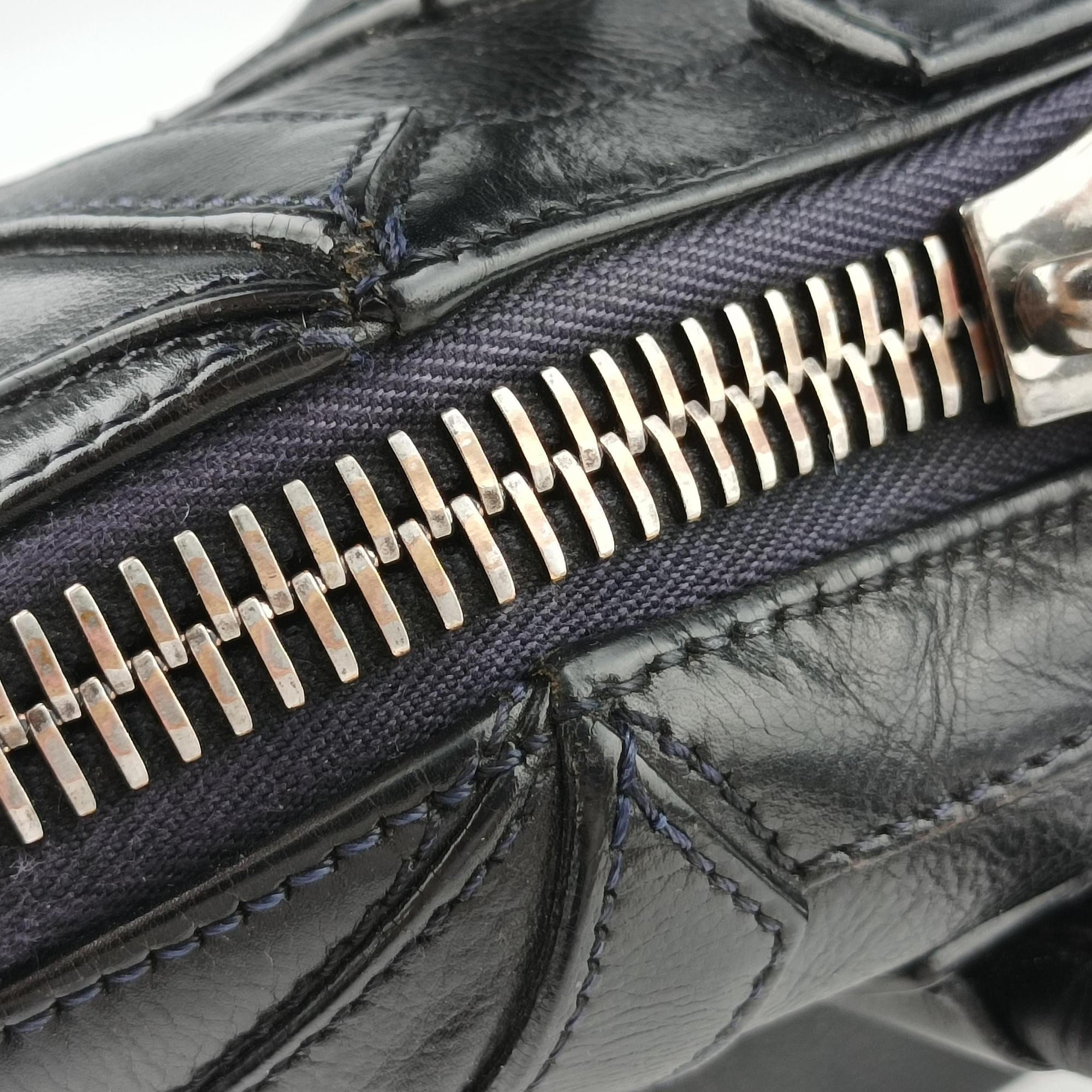 Pre-owned Givenchy Antigona Black Leather  shoulderbag | stylenewstar