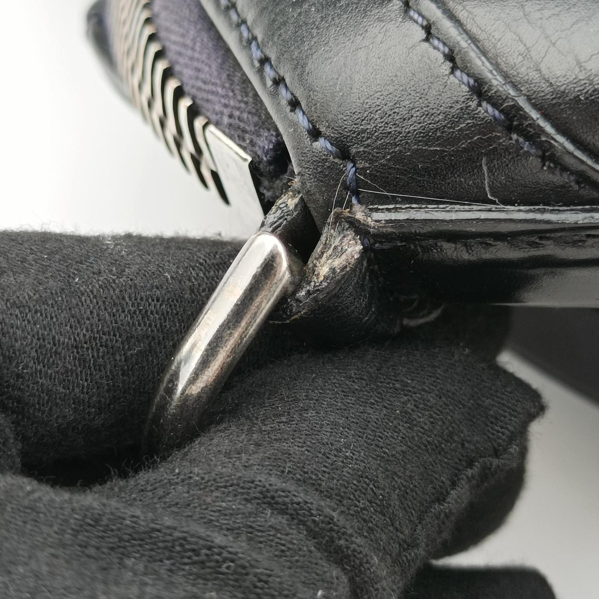 Pre-owned Givenchy Antigona Black Leather  shoulderbag | stylenewstar