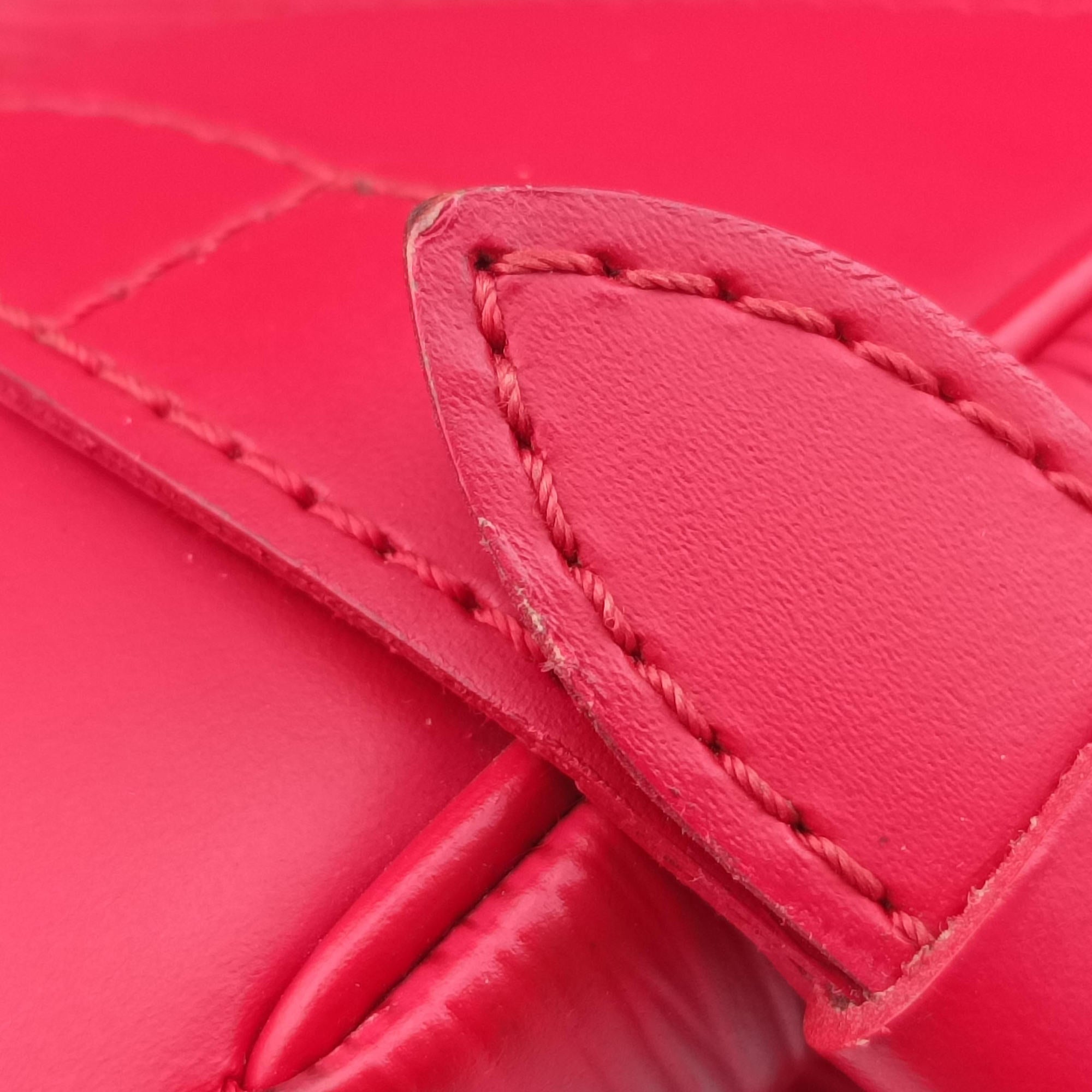 Secondhand Louis Vuitton Passy GM Rouge Epi M5925E handbag | stylenewstar