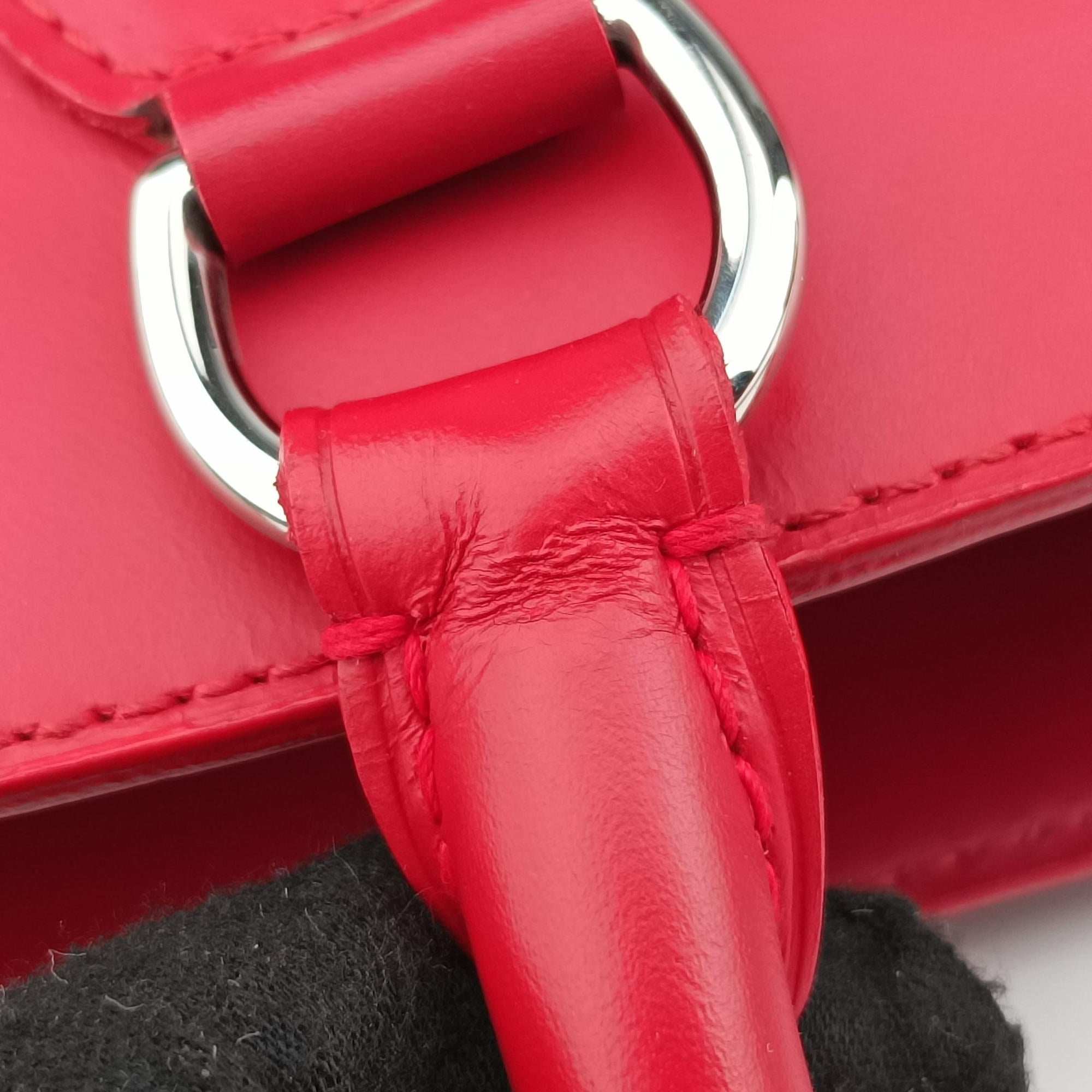 Secondhand Louis Vuitton Passy GM Rouge Epi M5925E handbag | stylenewstar