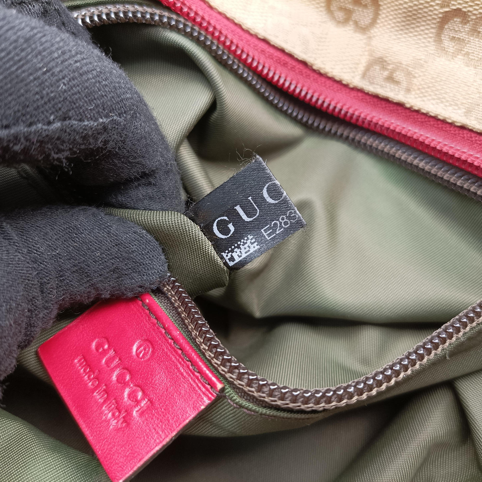 Pre-owned Gucci GG Canvas Sherry Line Beige canvas 131230 handbag | stylenewstar