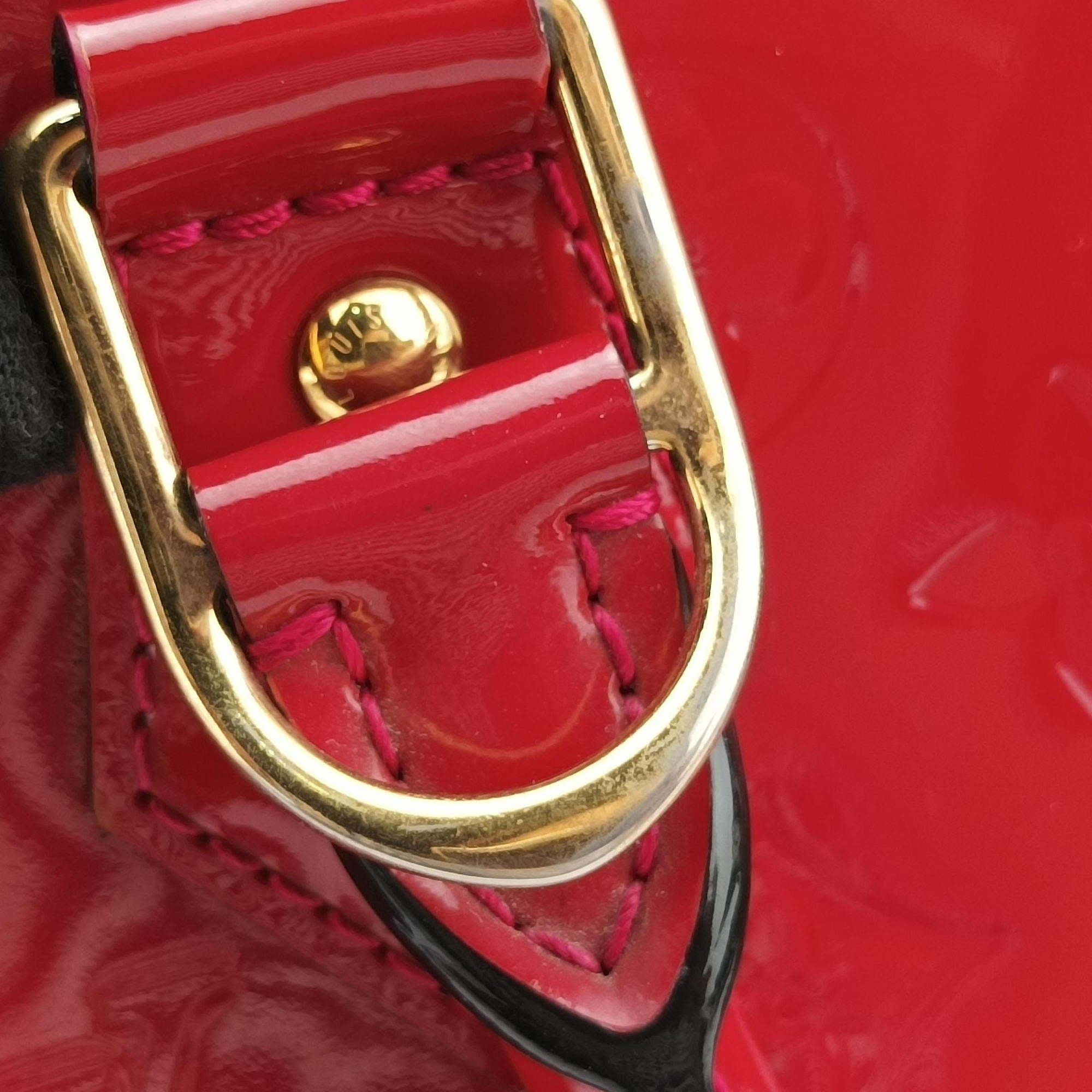 Pre-owned Louis Vuitton Alma PM pomme d'amour Vernis M90096 handbag | stylenewstar