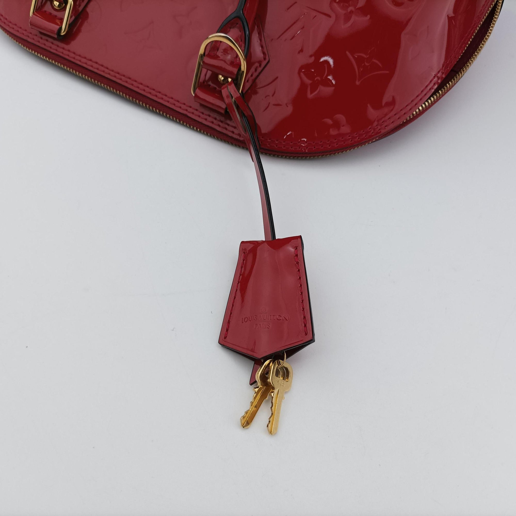 Pre-owned Louis Vuitton Alma PM pomme d'amour Vernis M90096 handbag | stylenewstar
