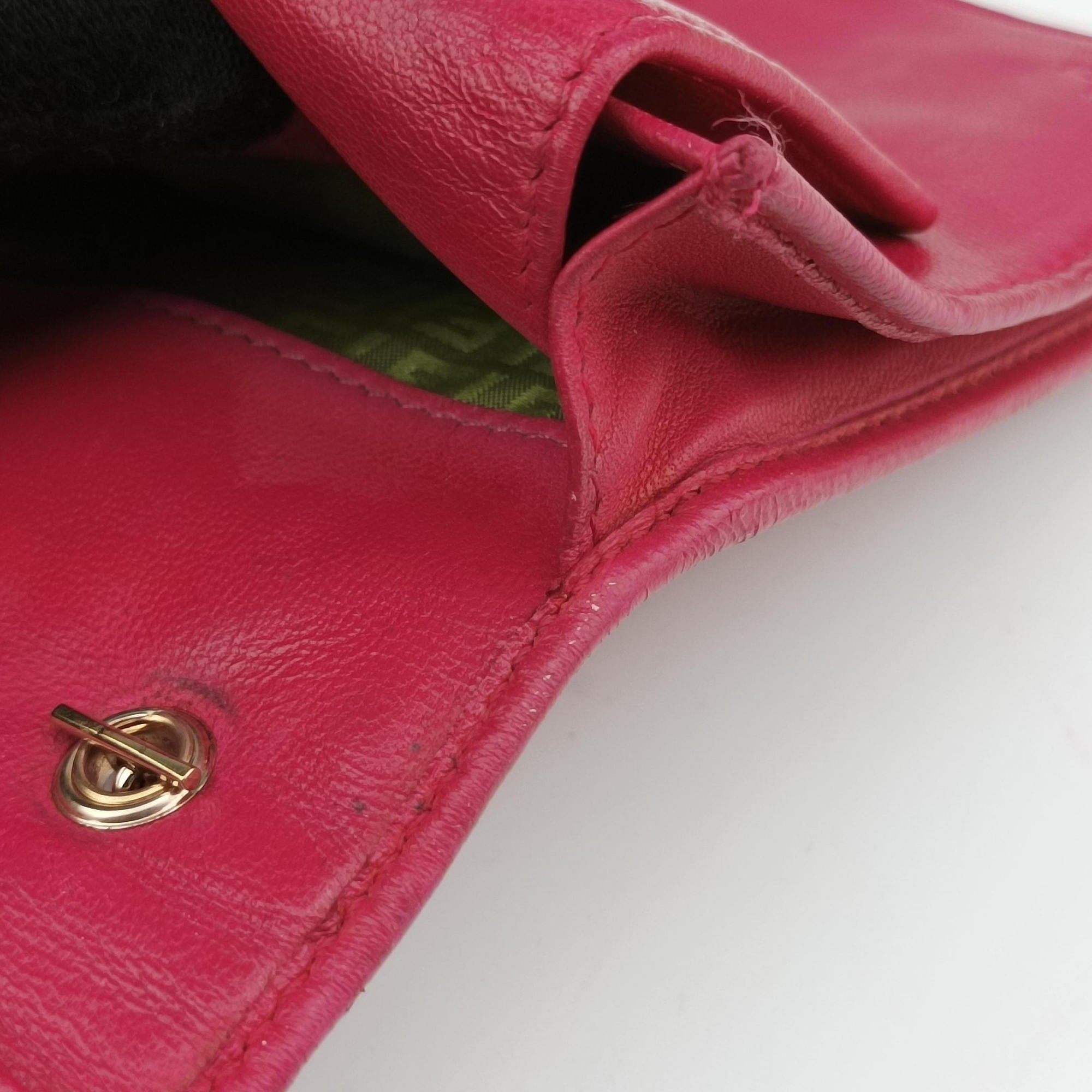 Pre-owned Fendi Logo Embossed Rose Leather 8M0219 shoulderbag | stylenewstar