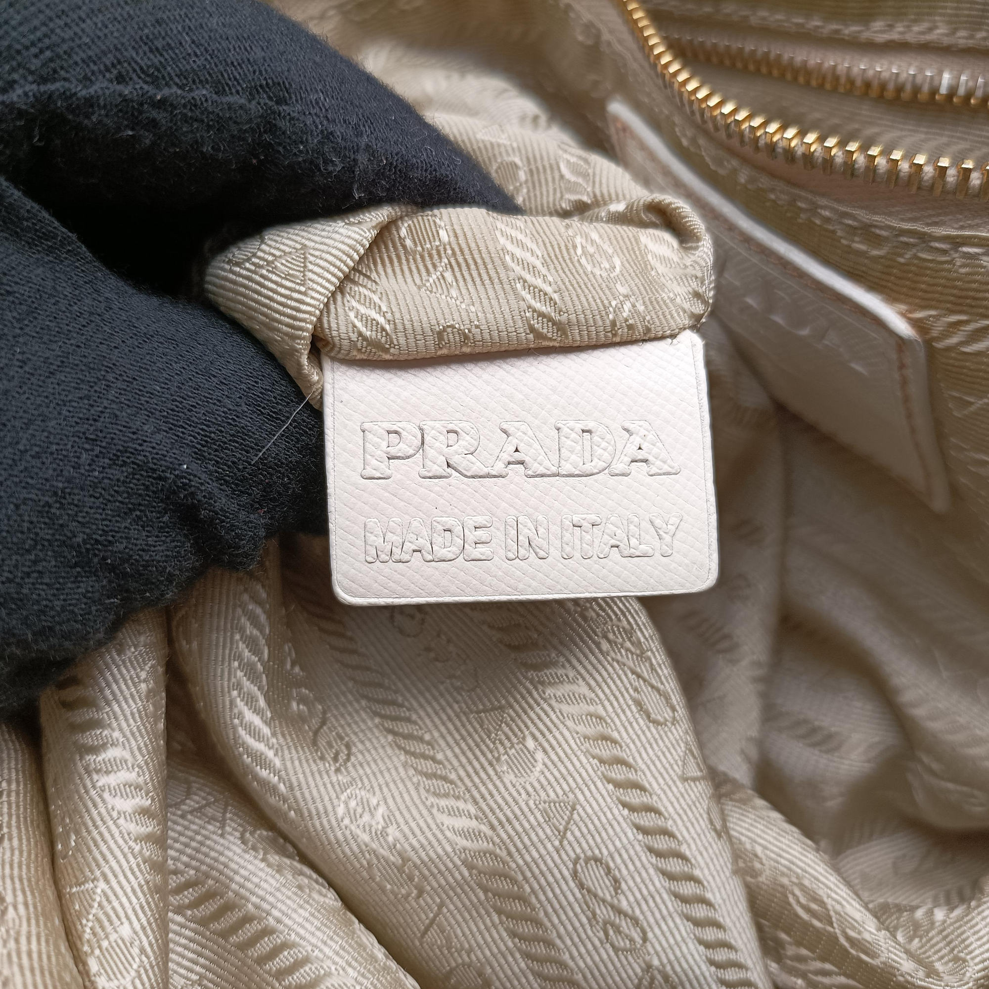 Pre-owned Prada Animalier White Tessuto Nylon & Saffiano Leather  handbag | stylenewstar