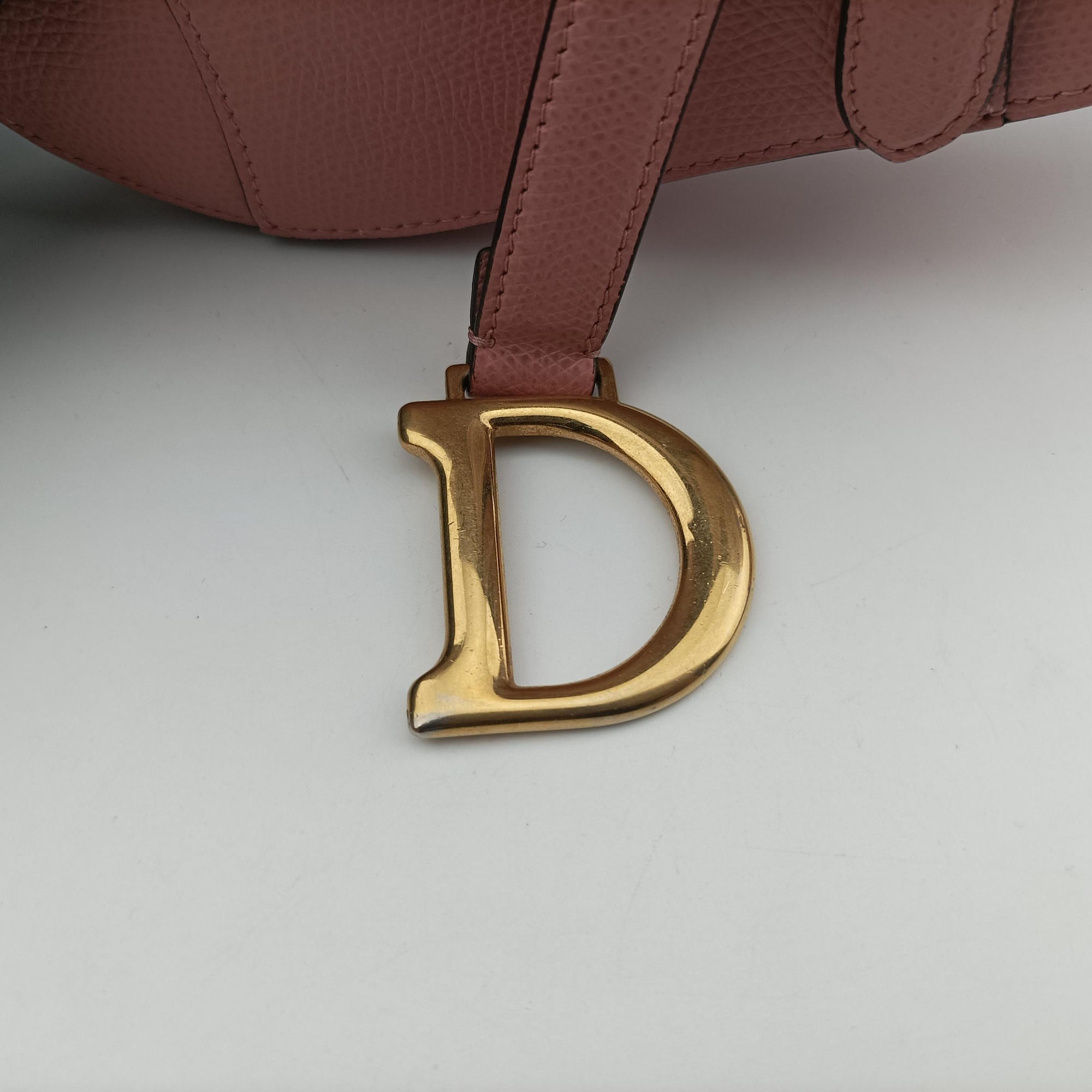 Pre-owned Christian Dior Saddle Pink Leather  handbag | stylenewstar