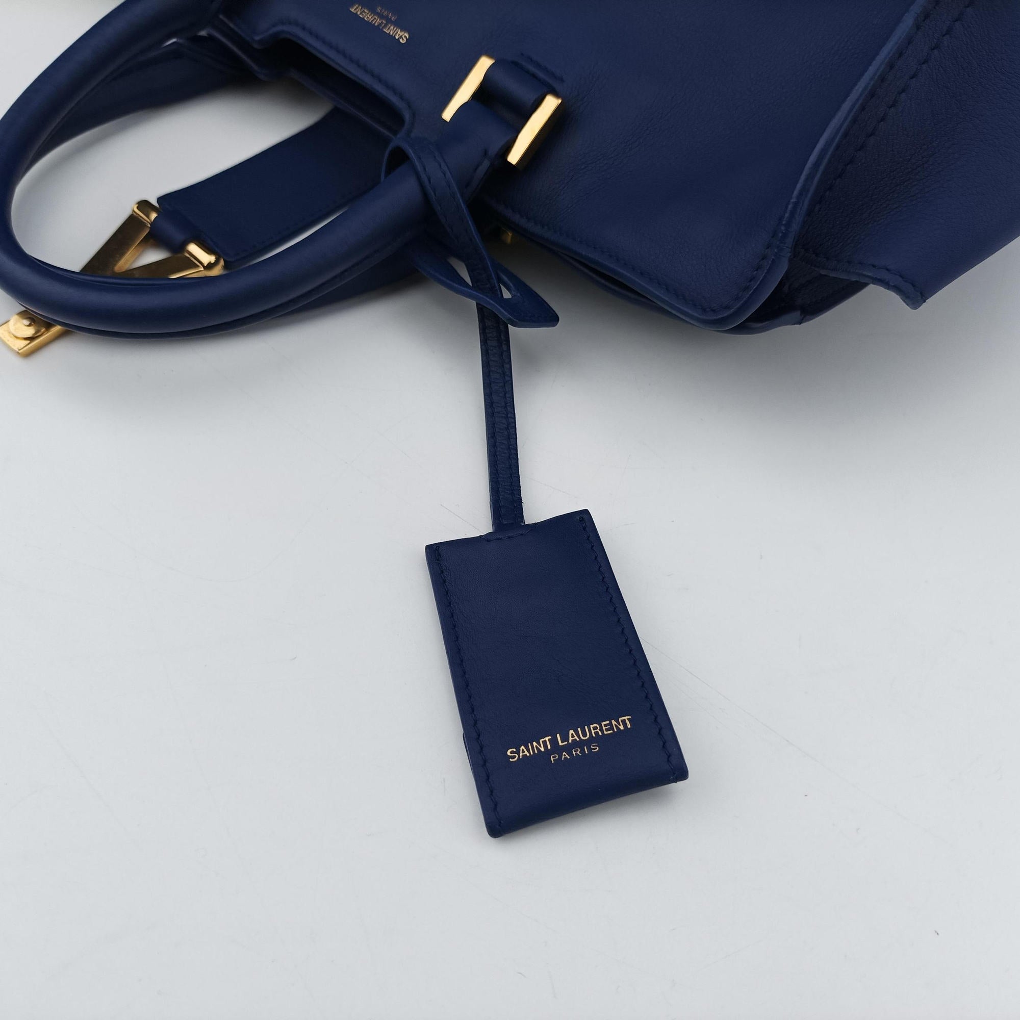 Pre-owned Yves Saint Laurent Y Ligne Petit Cabas Blue Leather 311210 shoulderbag | stylenewstar