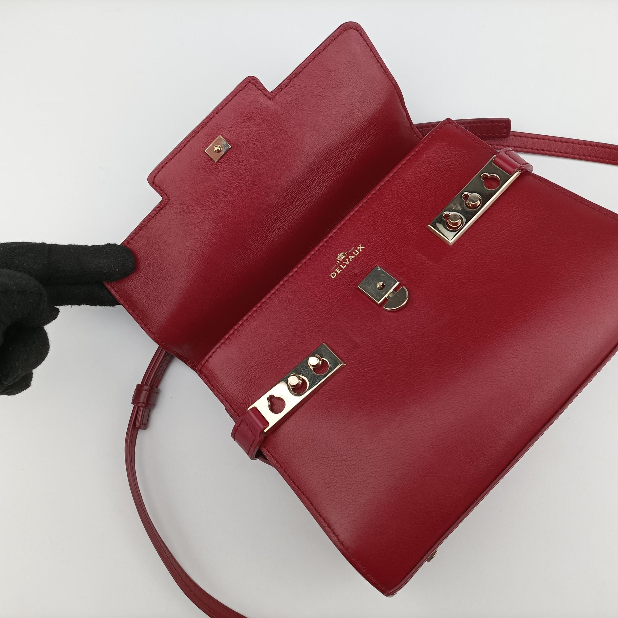 Pre-owned Delvaux Tampete Burgundy Leather  shoulderbag | stylenewstar