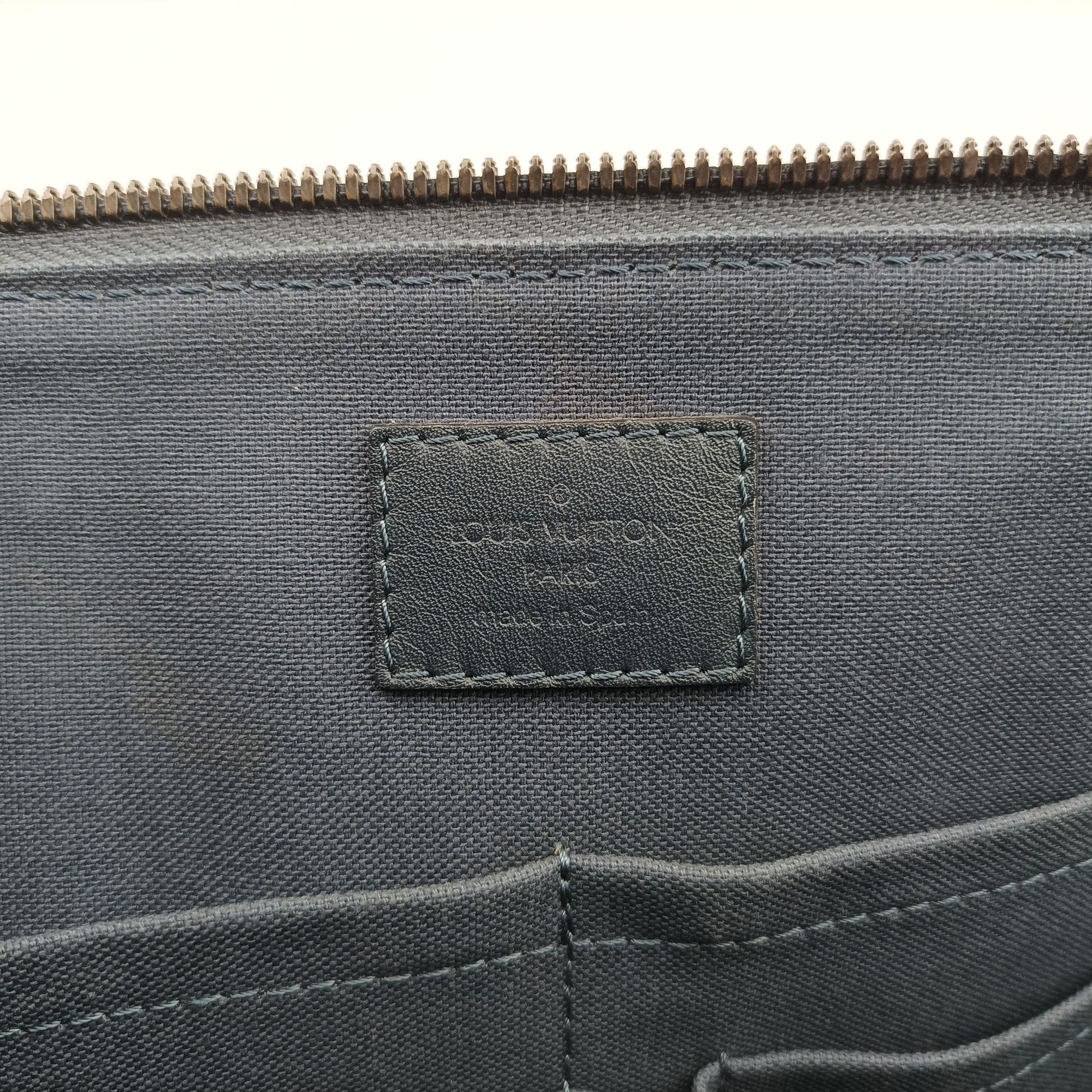 Pre-owned Louis Vuitton Porte-Document-Jour Cosmos Damier Infinie N41327 shoulderbag | stylenewstar