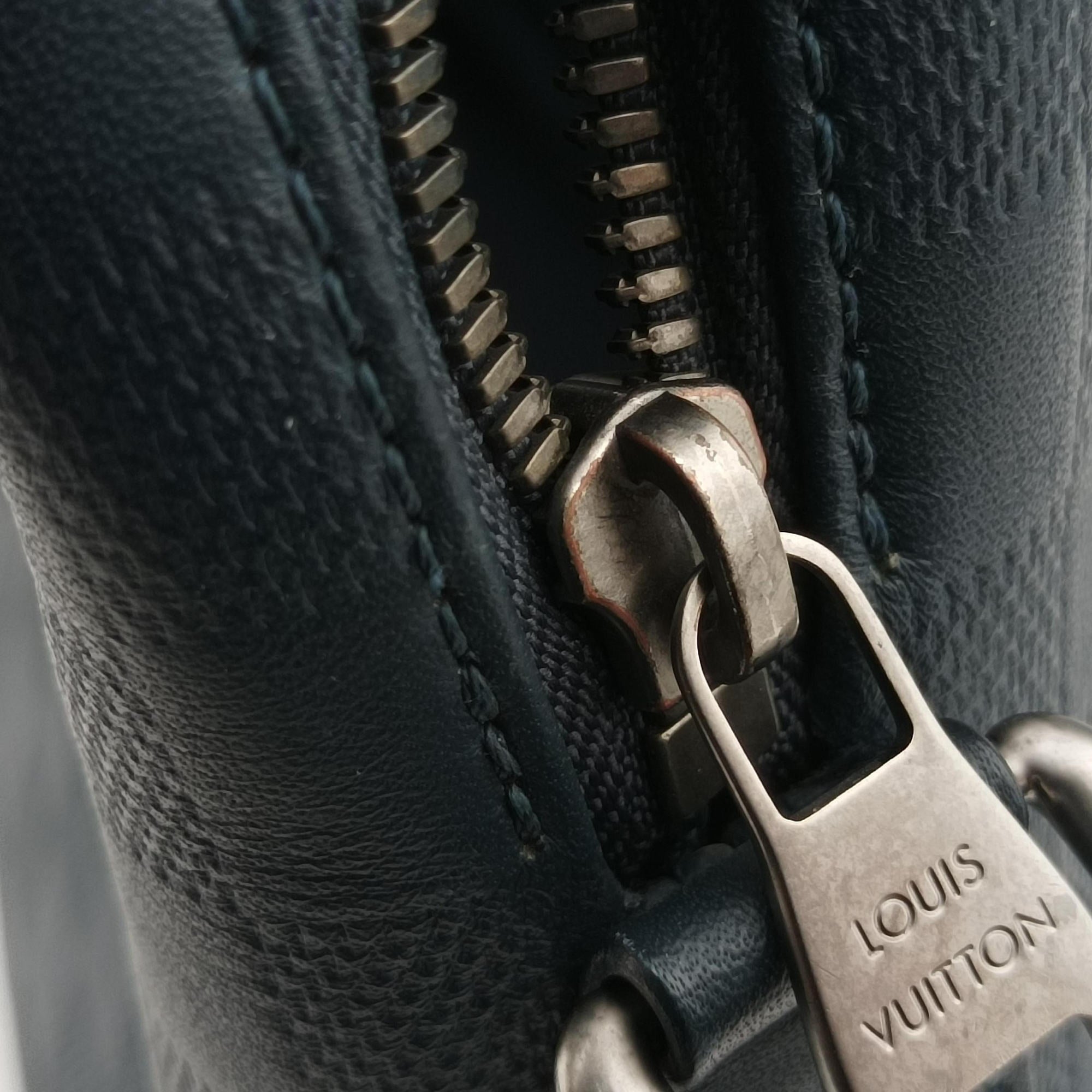 Pre-owned Louis Vuitton Porte-Document-Jour Cosmos Damier Infinie N41327 shoulderbag | stylenewstar