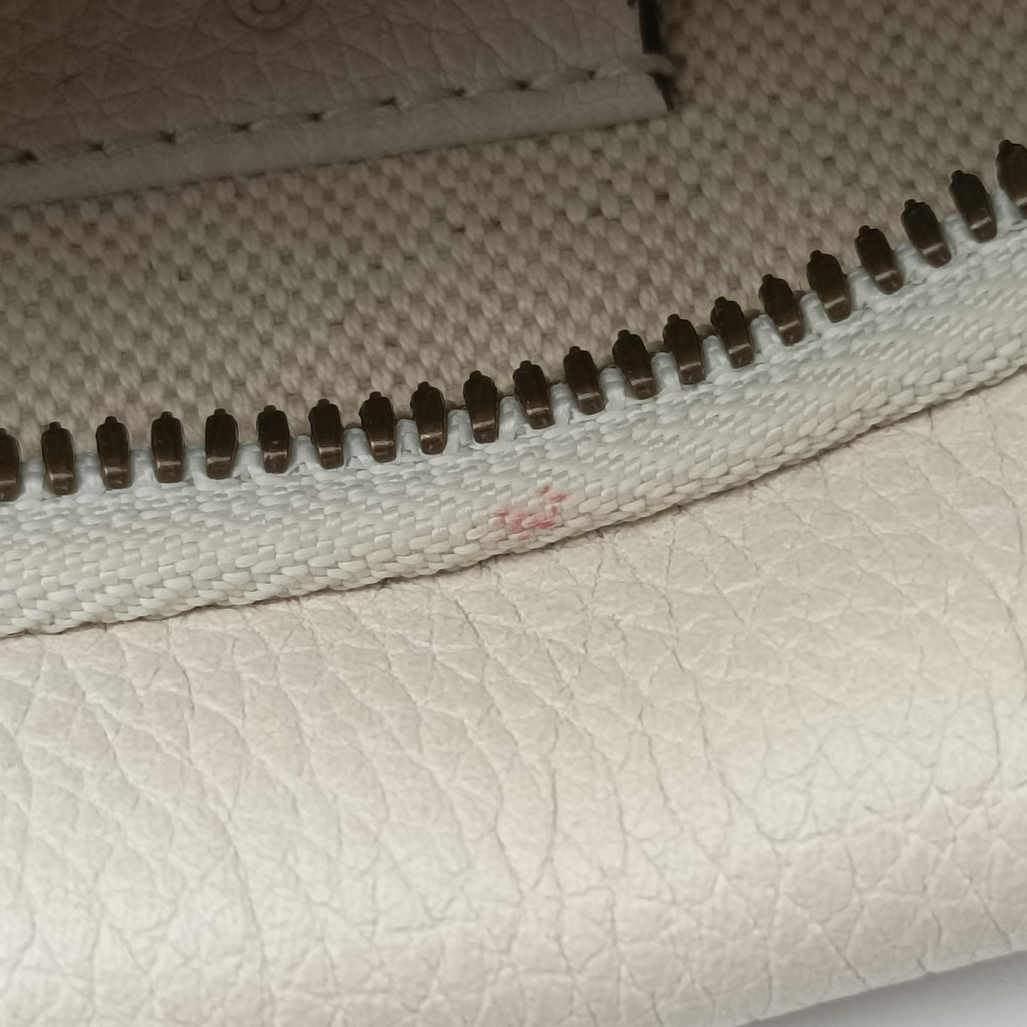 Pre-owned Gucci Print White Leather 527792 bum bag/waist bag | stylenewstar