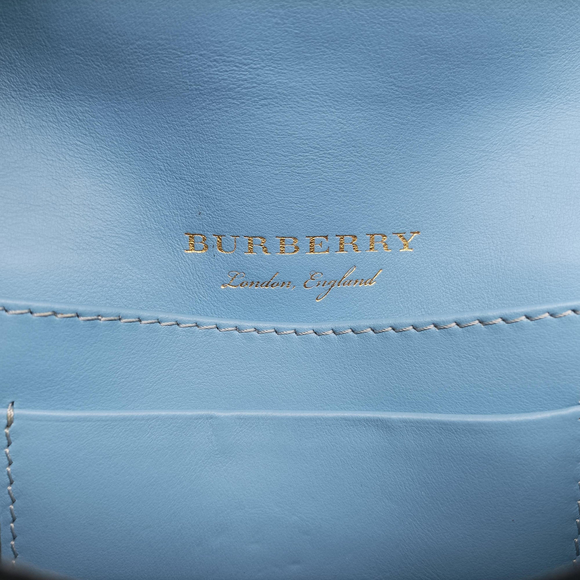 Secondhand Burberry House Check Buckle Blue × Multicolor Canvas × Leather  shoulderbag | stylenewstar