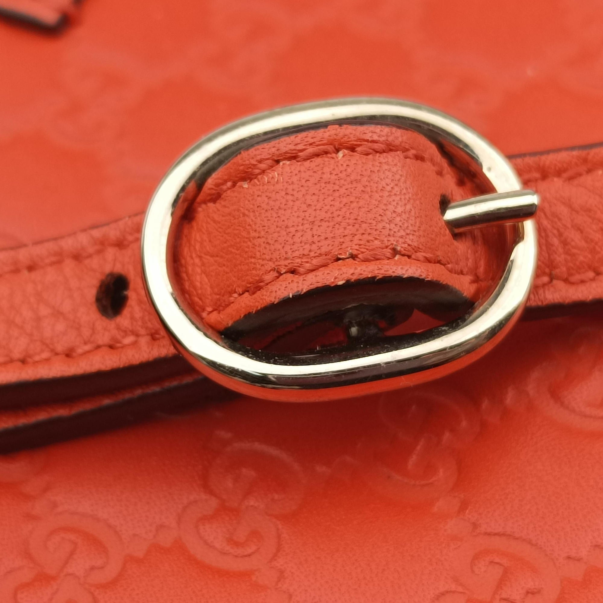 Secondhand Gucci Micro GG Guccissima Orange Leather 466507 shoulderbag | stylenewstar