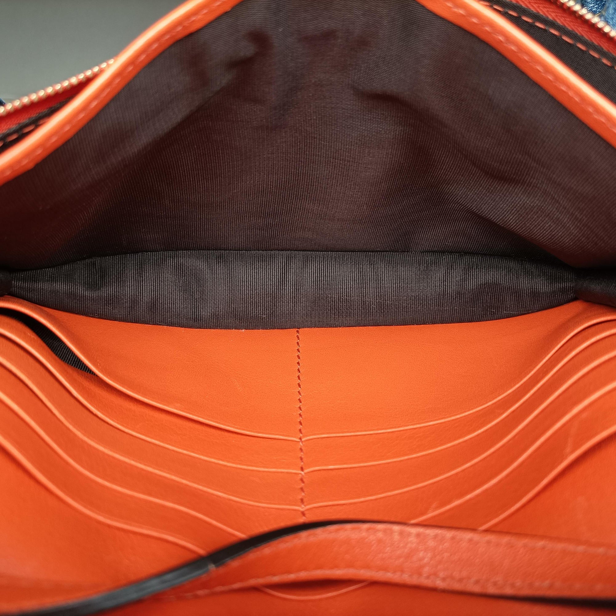 Secondhand Gucci Micro GG Guccissima Orange Leather 466507 shoulderbag | stylenewstar