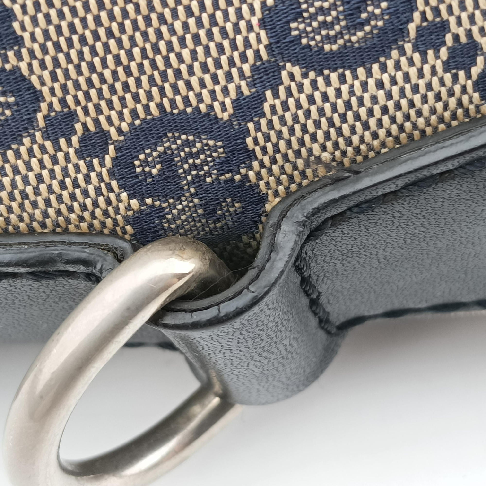 Pre-owned Gucci Sherry Line navy×red×beige canvas×leather 247205 shoulderbag | stylenewstar