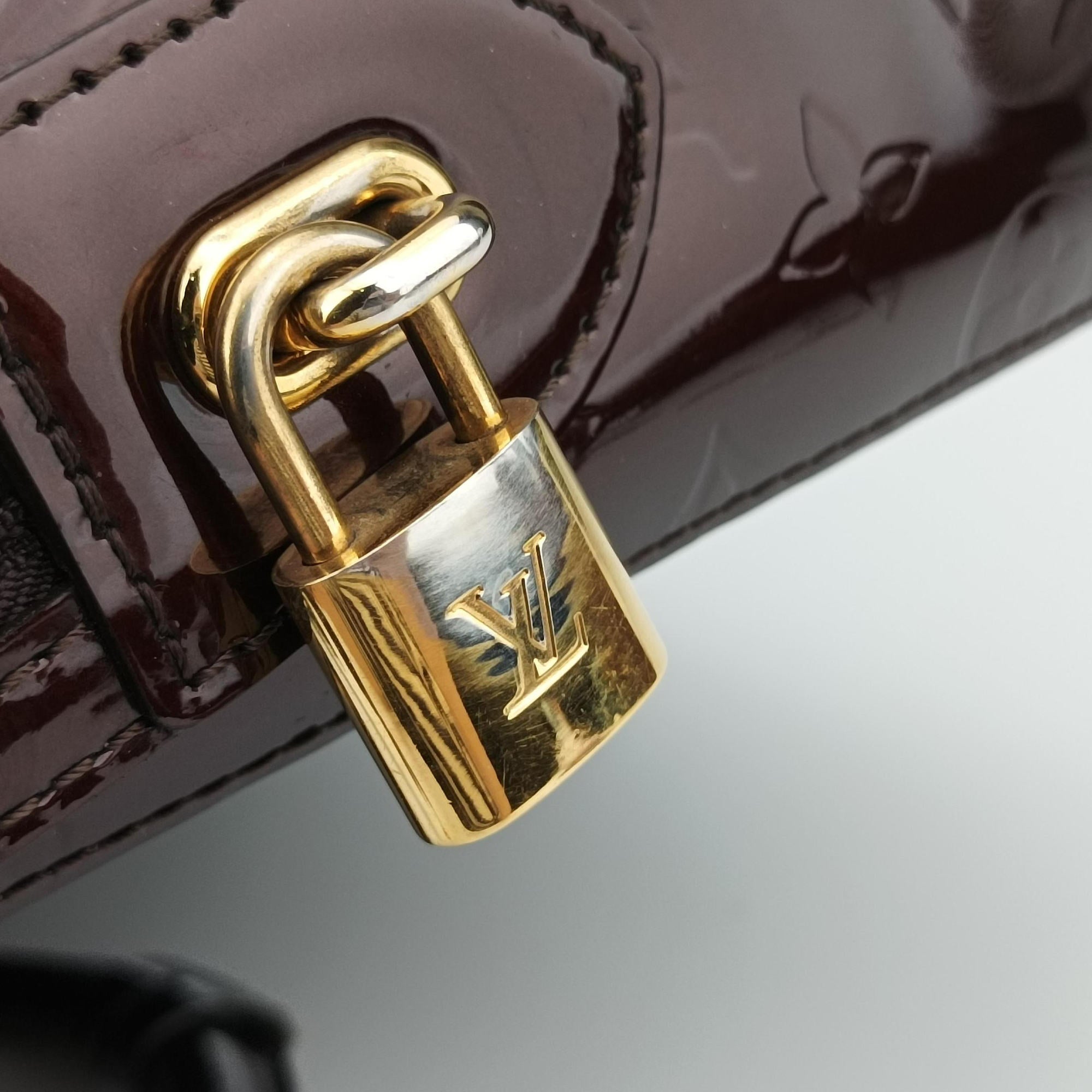 Vintage Louis Vuitton MELROSE AVENUE AMARANTE Vernis M93757 handbag | stylenewstar