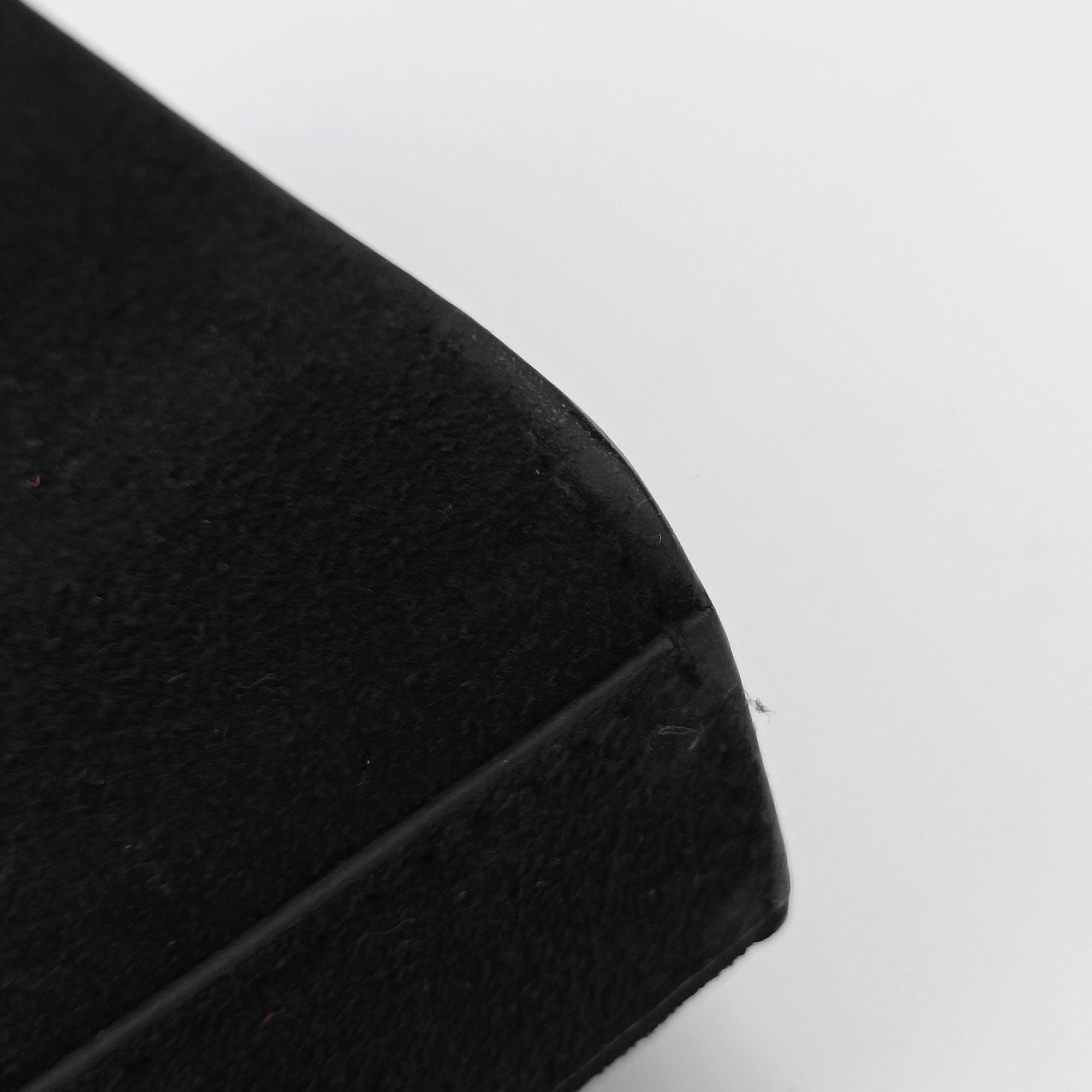 Pre-owned Yves Saint Laurent KATE Black Suede 354120 shoulderbag | stylenewstar