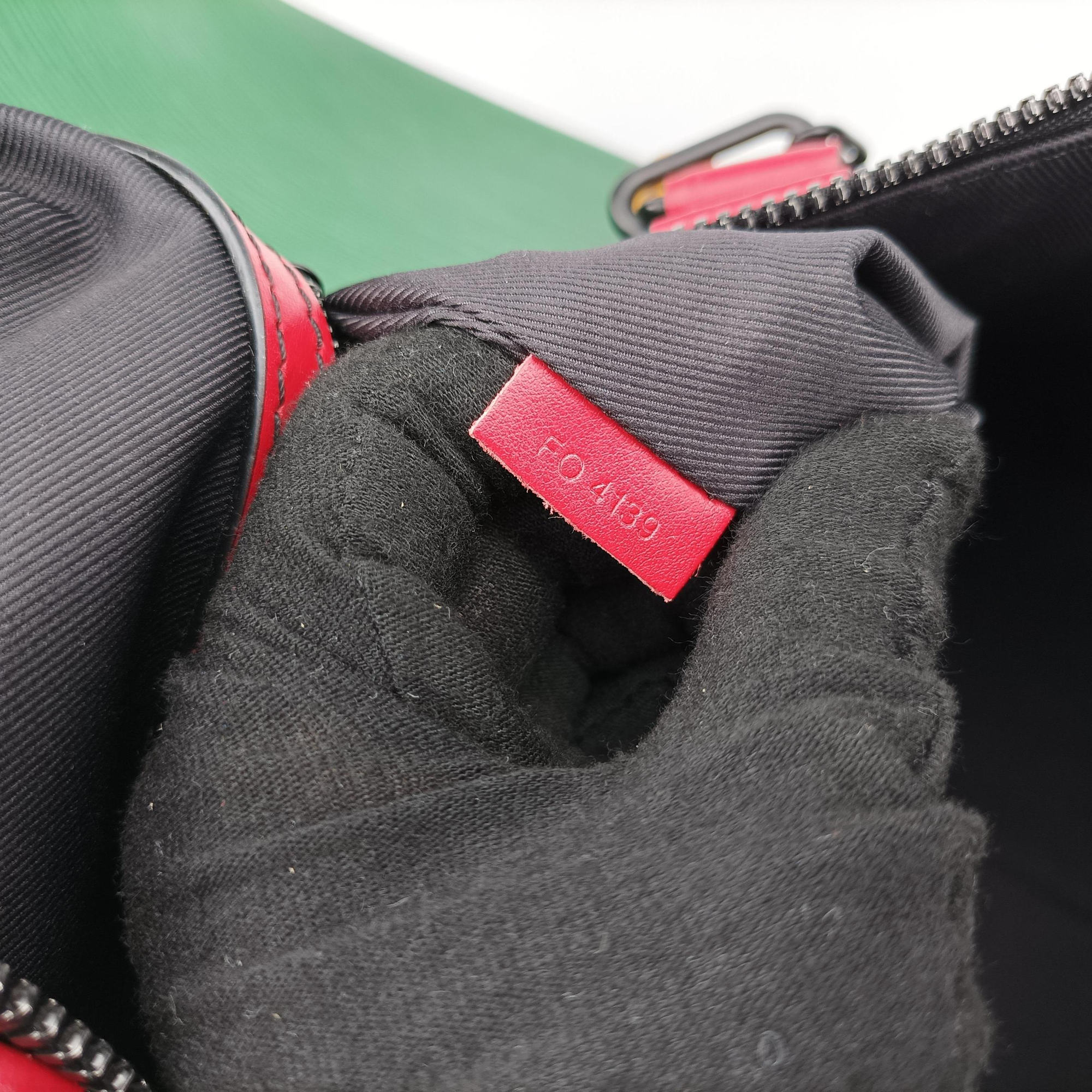 Vintage Louis Vuitton Keepall Bandouliere 50 Green × Red epi M55571 shoulderbag | stylenewstar