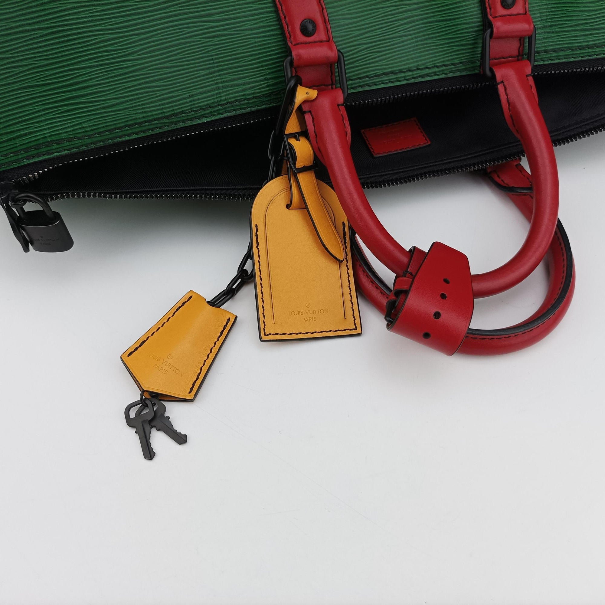Vintage Louis Vuitton Keepall Bandouliere 50 Green × Red epi M55571 shoulderbag | stylenewstar